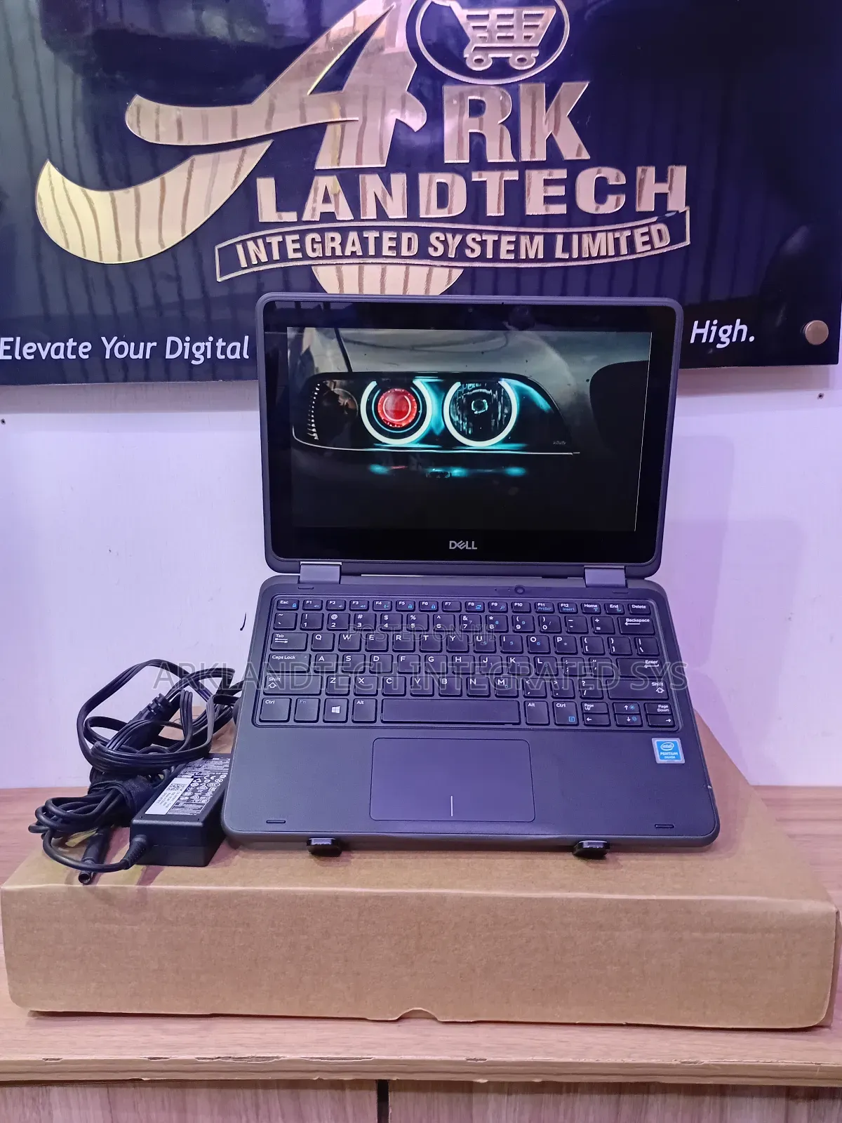Laptop Dell Latitude 12 7285 8GB Intel Pentium SSD 128GB