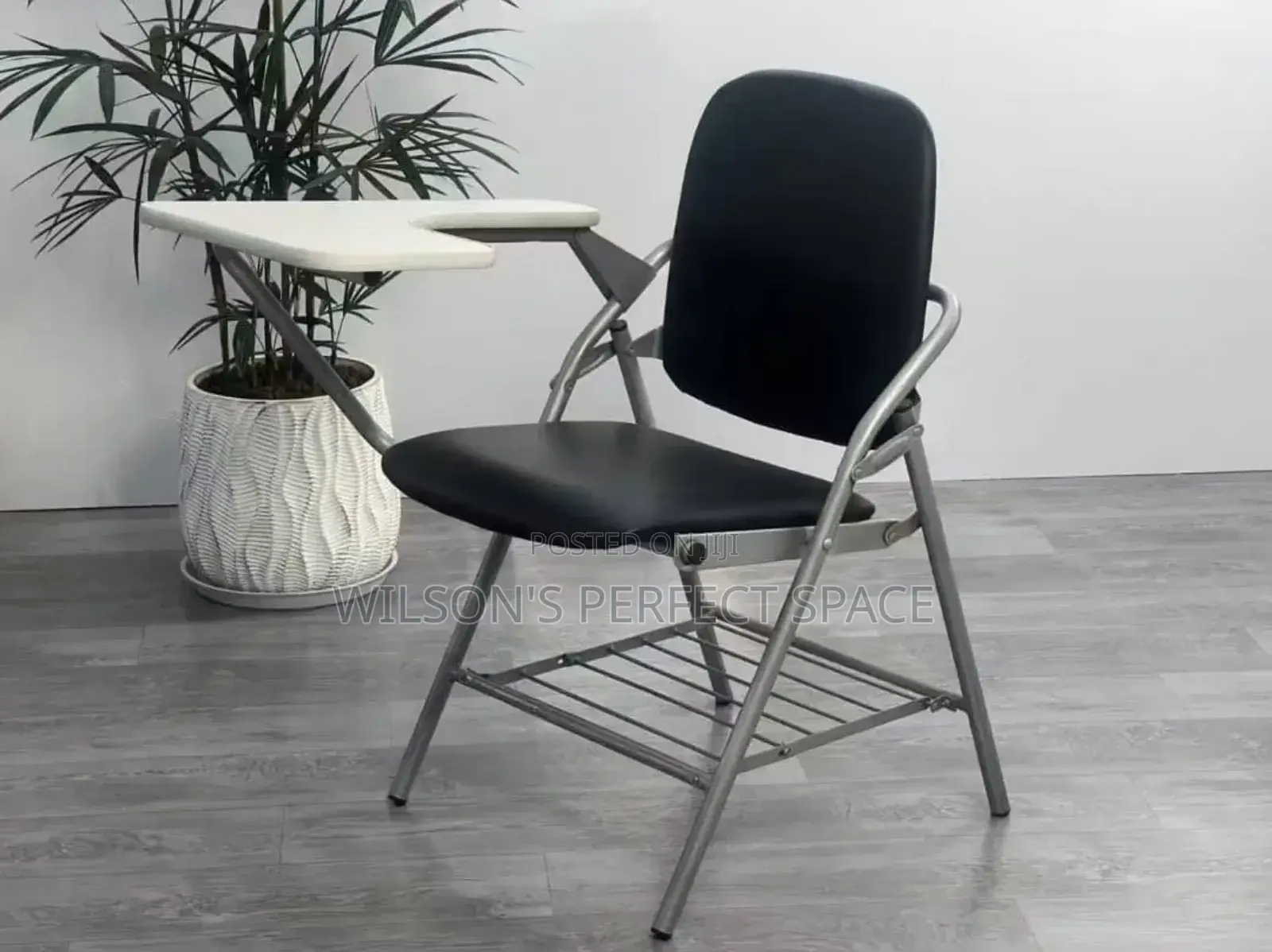 Quality Foldable Chair With Writing Pad