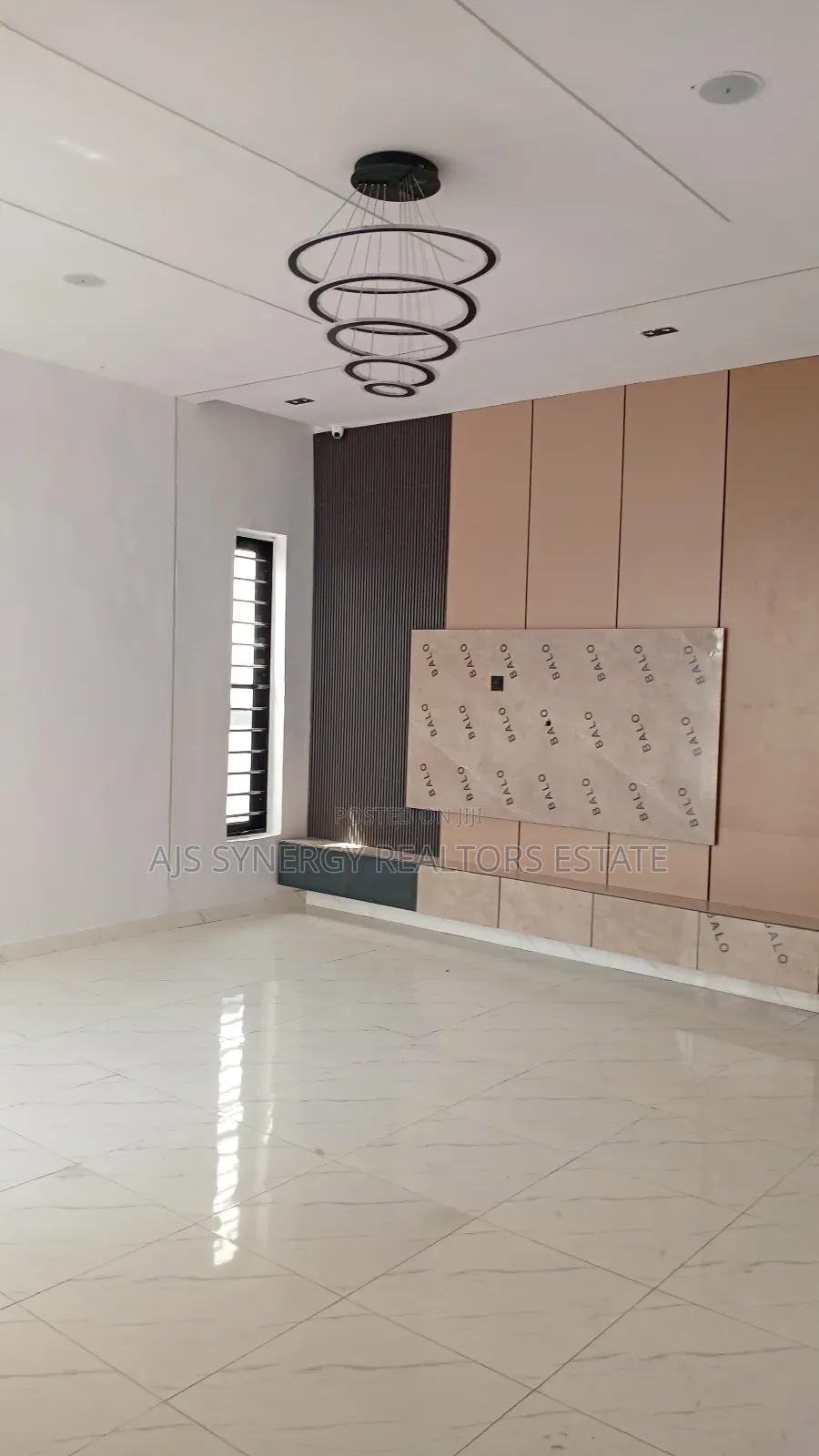 4bdrm Duplex in Ikota for sale