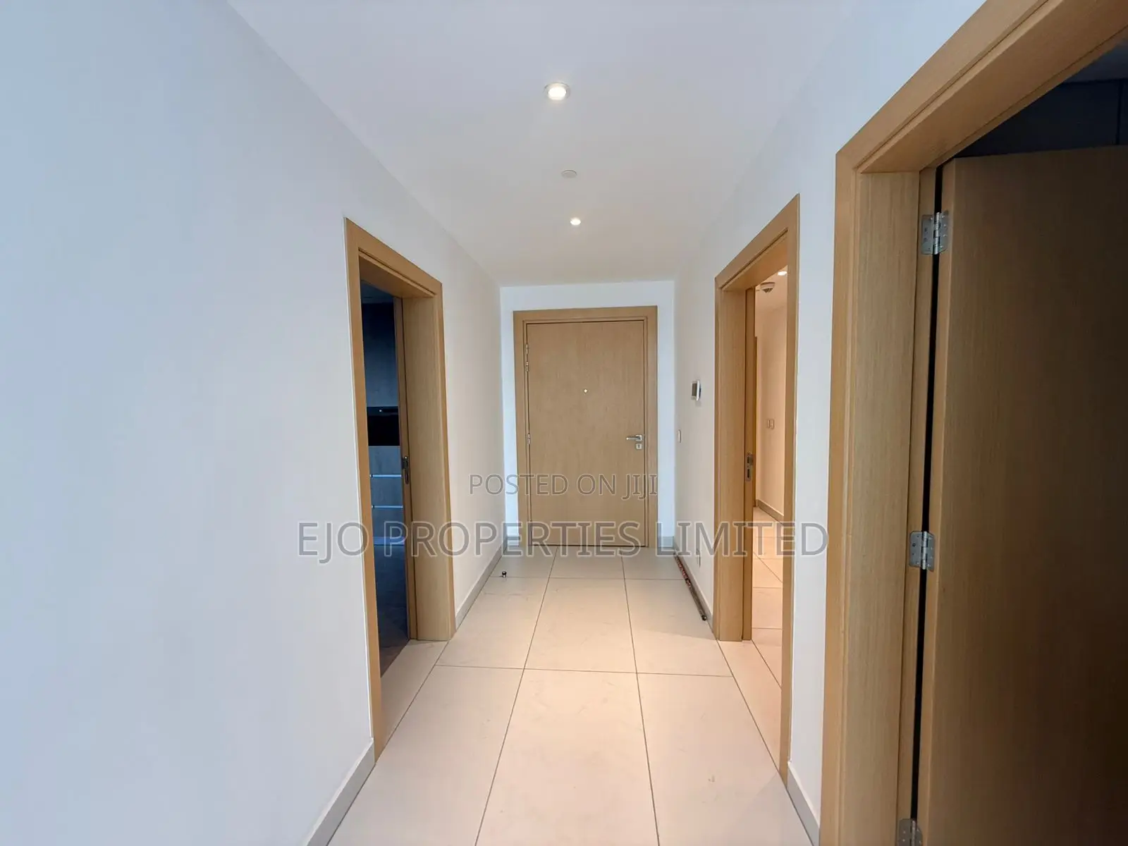 3bdrm Apartment in Victoria Island, Ahmadu Bello Way for rent