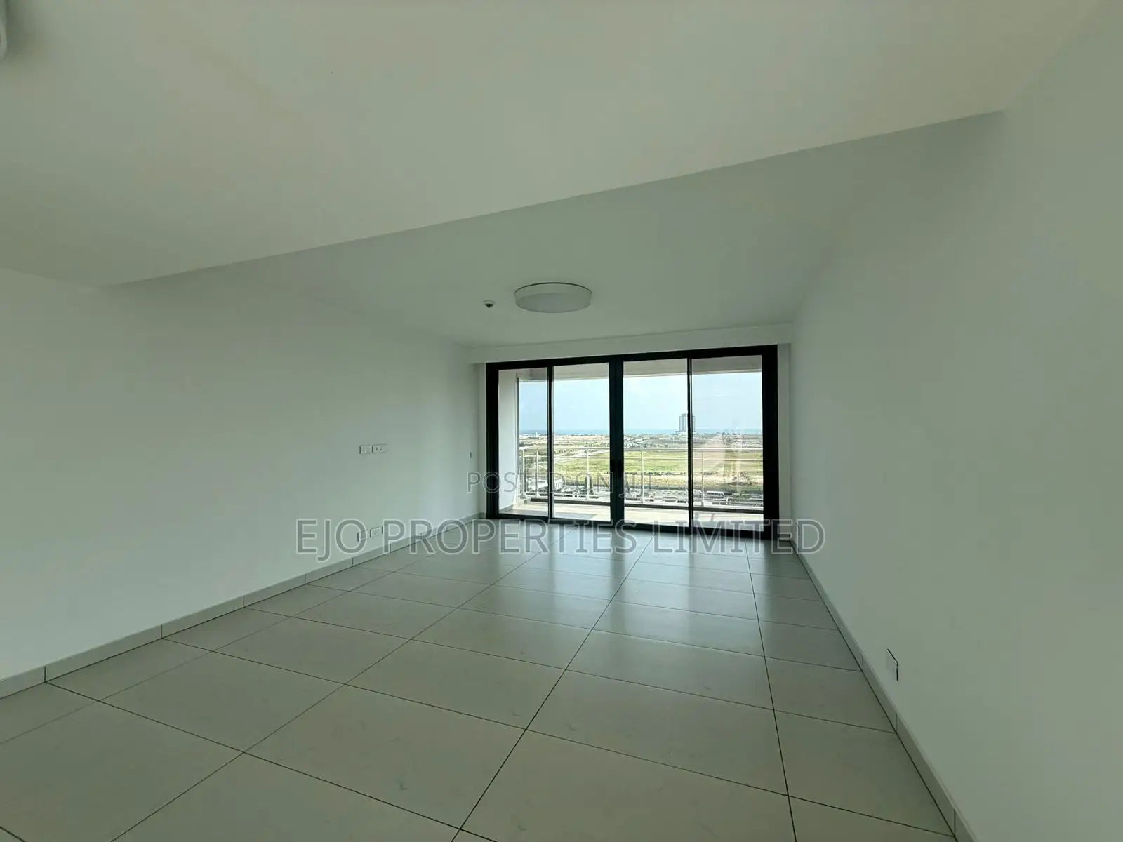 3bdrm Apartment in Victoria Island, Ahmadu Bello Way for rent