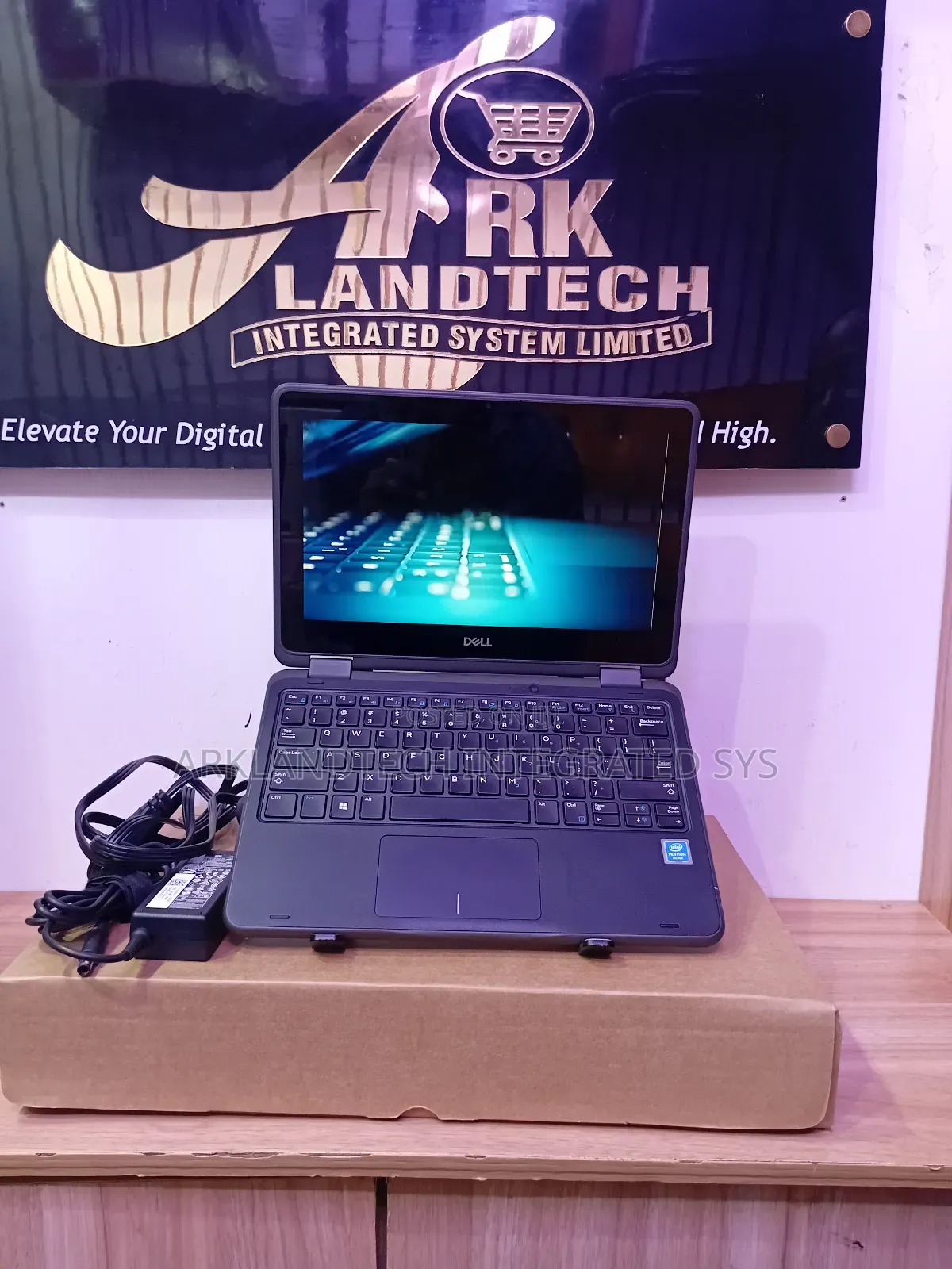 Laptop Dell Latitude 12 E7250 8GB Intel Pentium SSD 128GB
