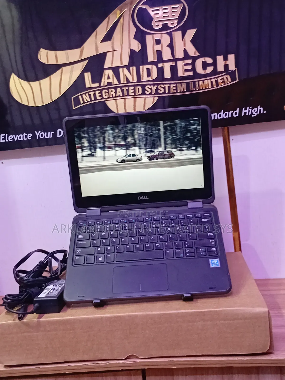 Laptop Dell Latitude 12 E7250 8GB Intel Pentium SSD 256GB