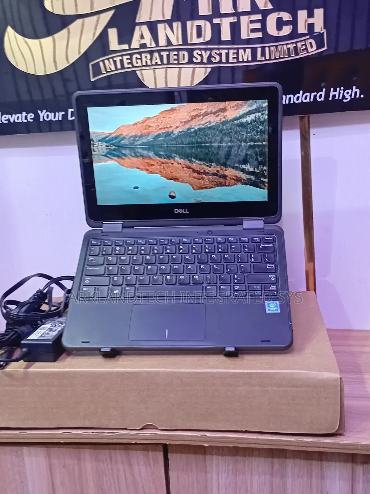 Laptop Dell Latitude 12 E7275 8GB Intel Pentium SSD 128GB