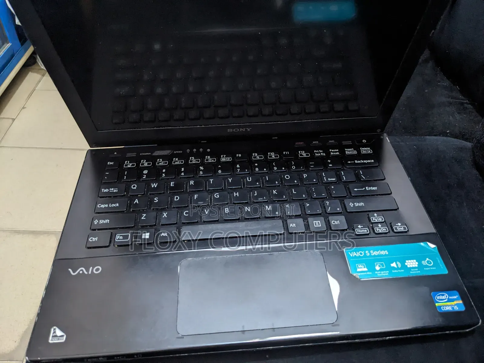 Laptop Sony VAIO SVS13123CN 8GB Intel Core I5 HDD 500GB