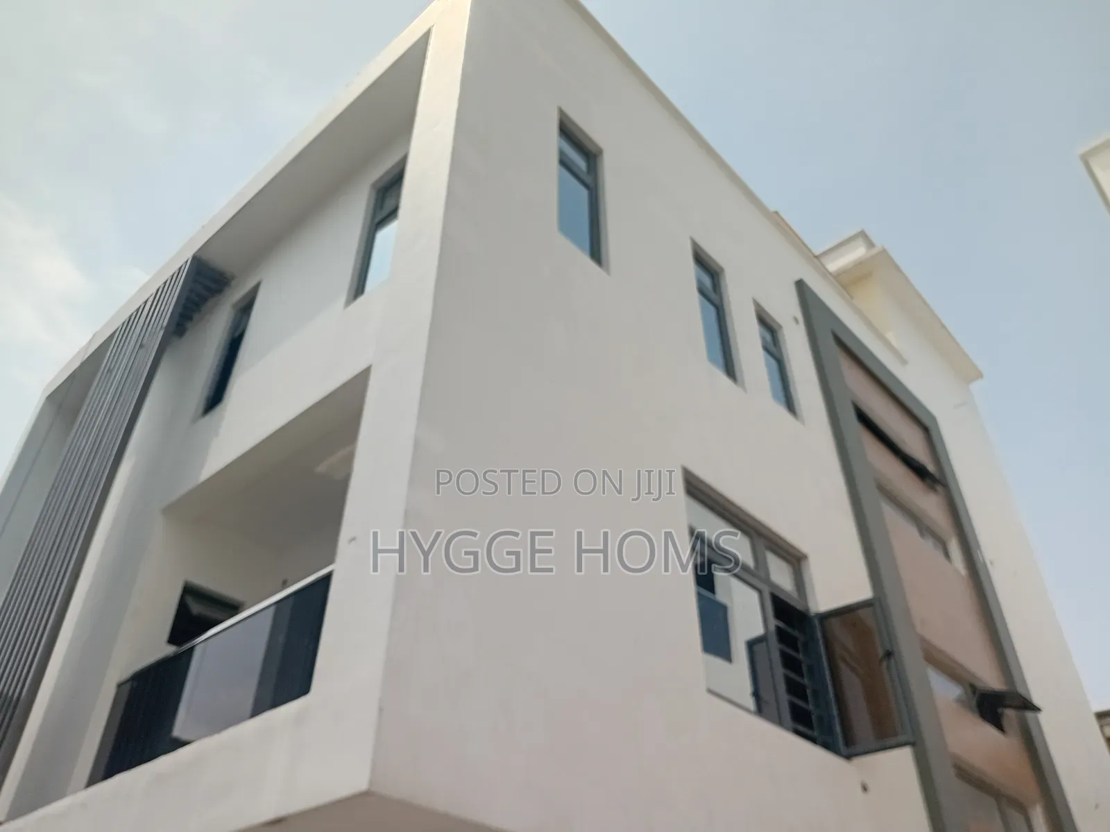 5bdrm Duplex in Maryland for sale