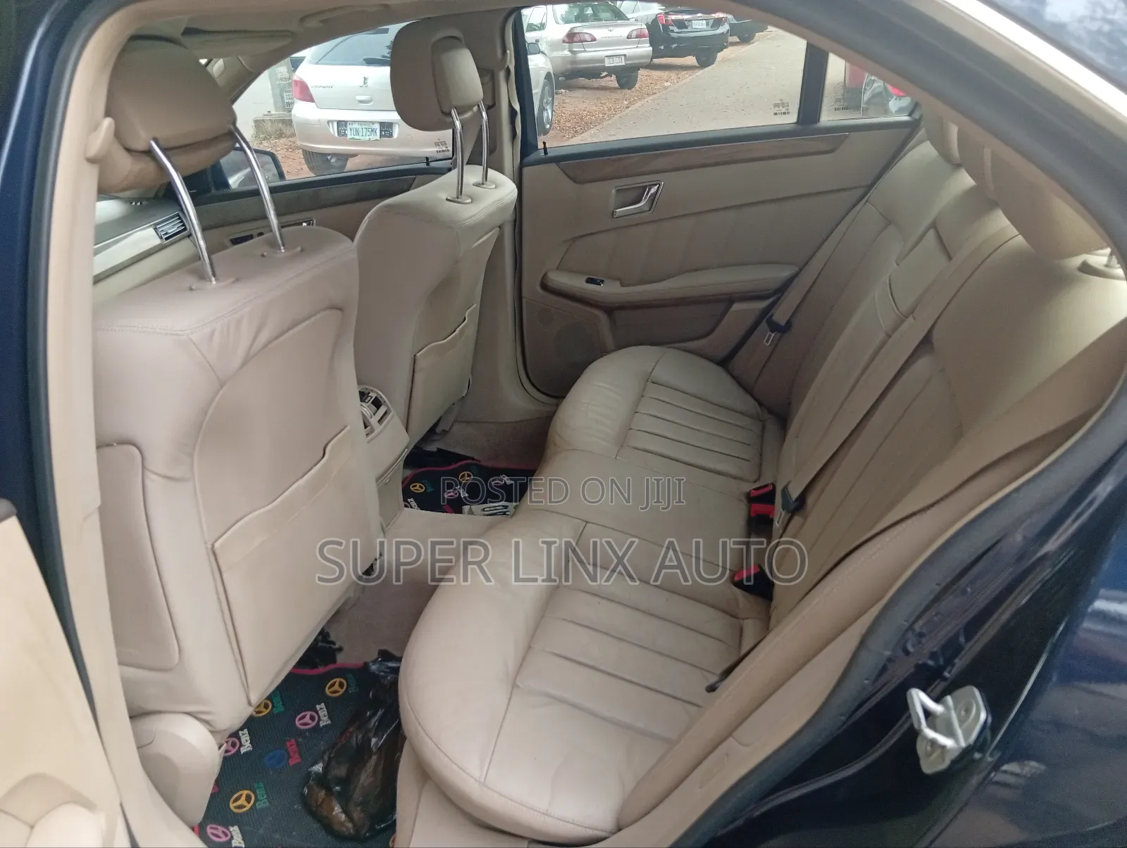 Mercedes-Benz E350 2011 Blue