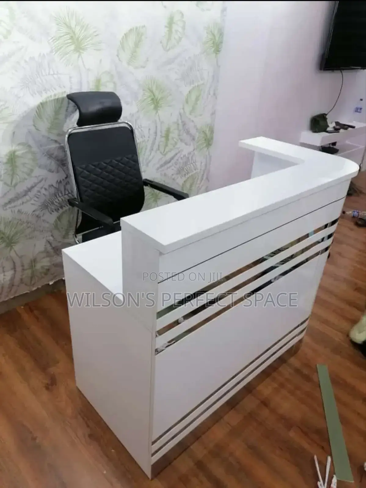 Receptionist Table