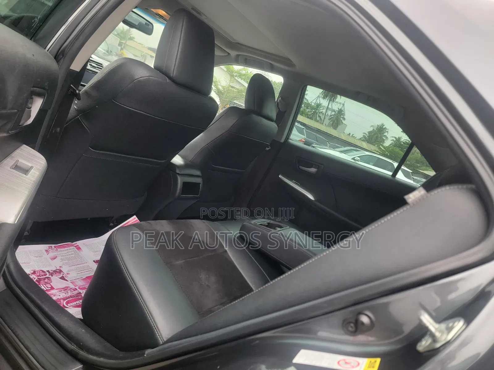 Toyota Camry SE 4dr Sedan (2.5L 4cyl 6A) 2013 Gray