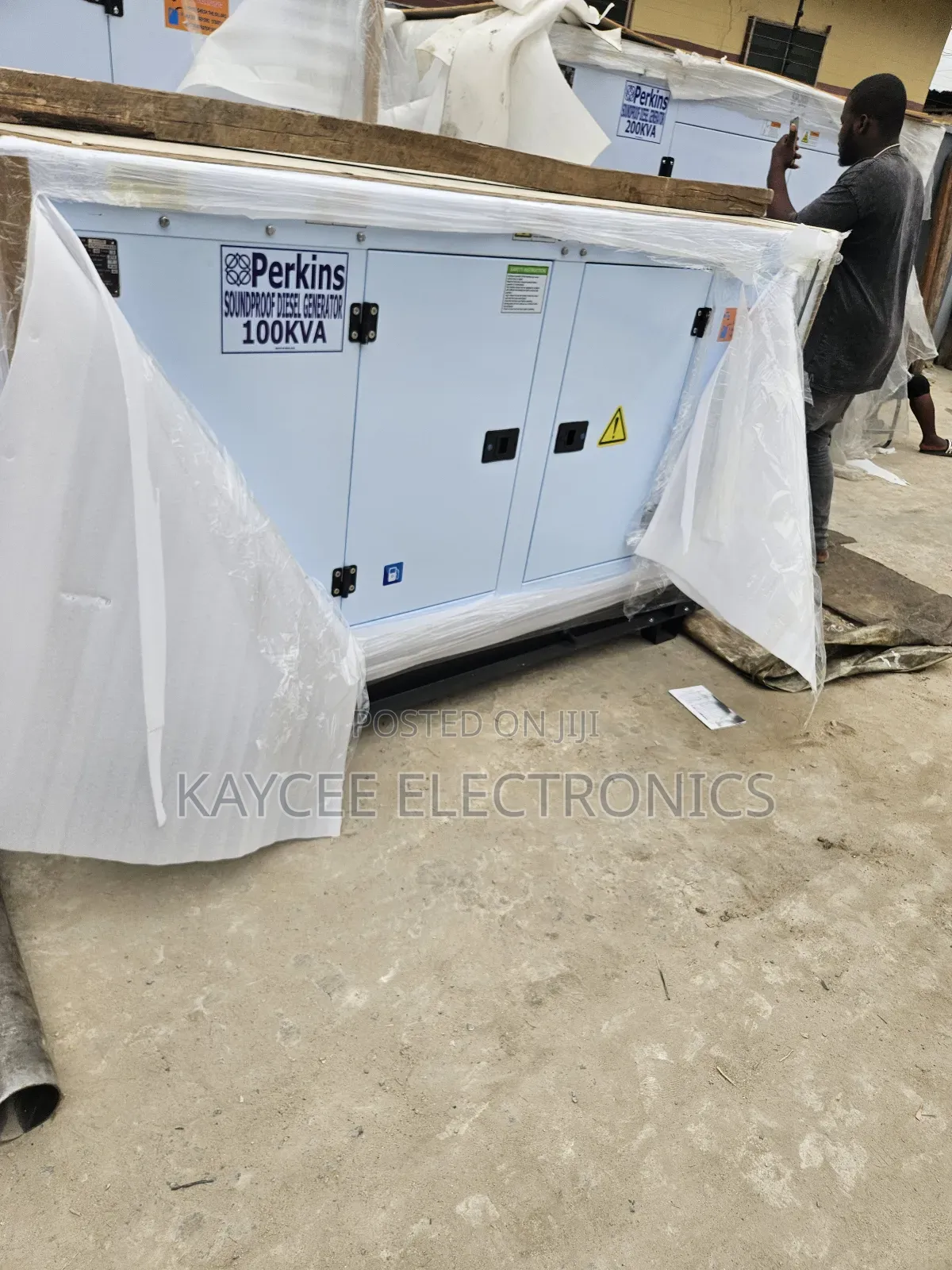 100kva Perkins Diesel Soundproof Generator 100%Copper