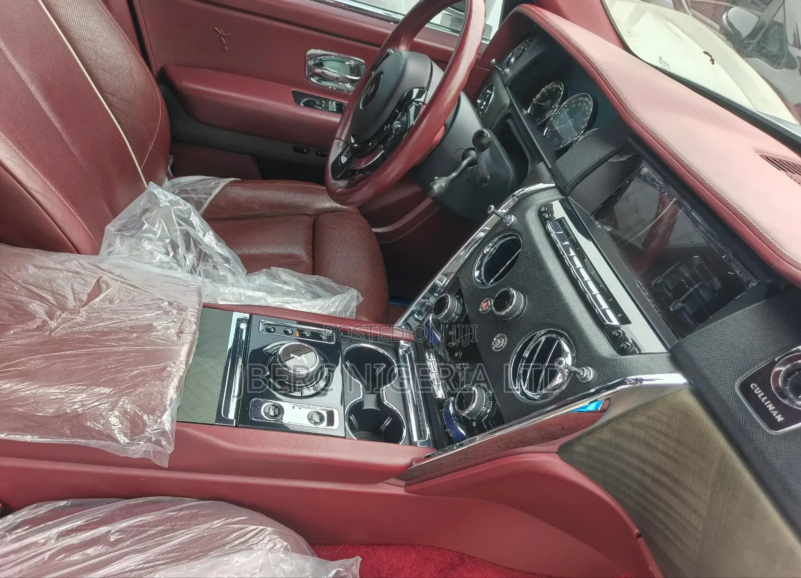 Rolls-Royce Cullinan Base 2020 White