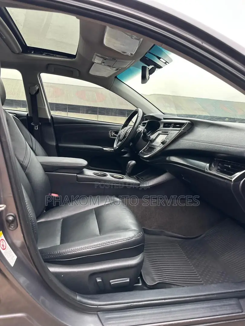Toyota Avalon Touring FWD Sedan (3.6L 6cyl 6A) 2016 Gray