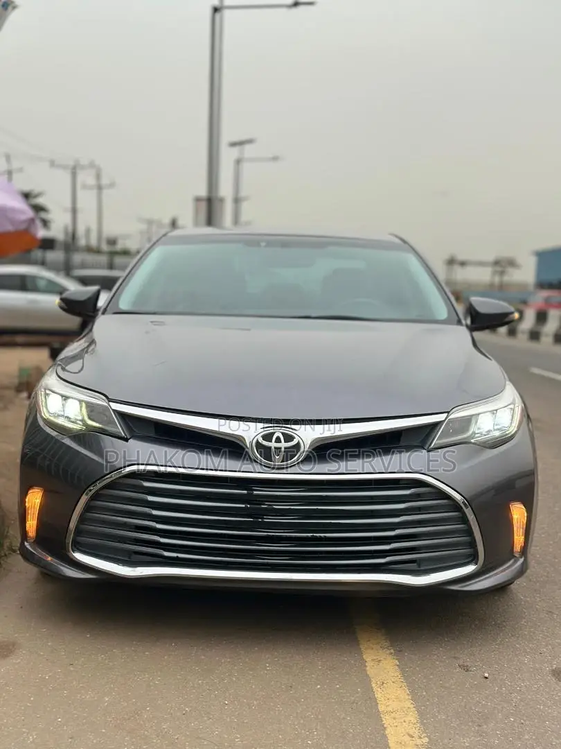 Toyota Avalon Touring FWD Sedan (3.6L 6cyl 6A) 2016 Gray