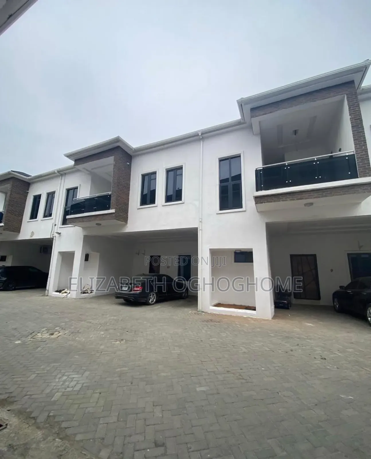 4bdrm Duplex in Lekki for rent