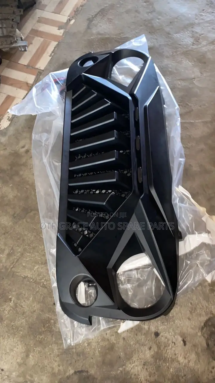 Front Grill Jeep Wrangler