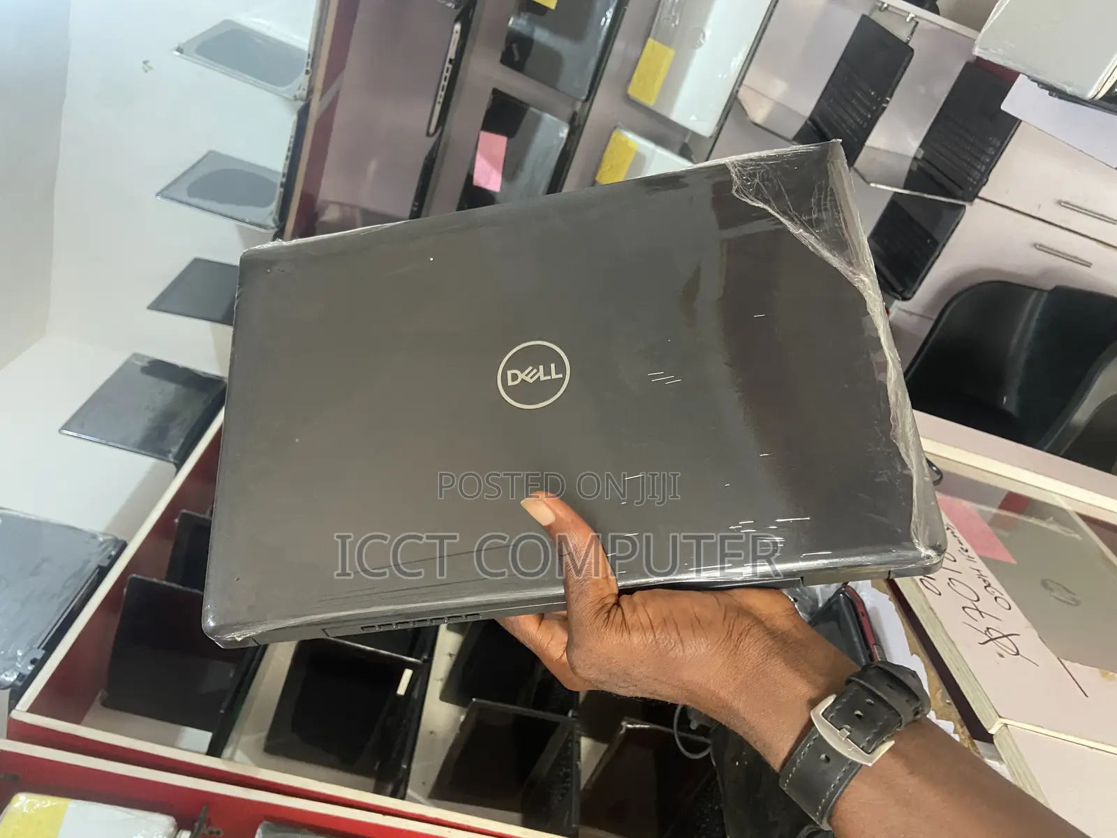 New Laptop Dell Latitude 3520 16GB Intel Core I5 SSD 256GB