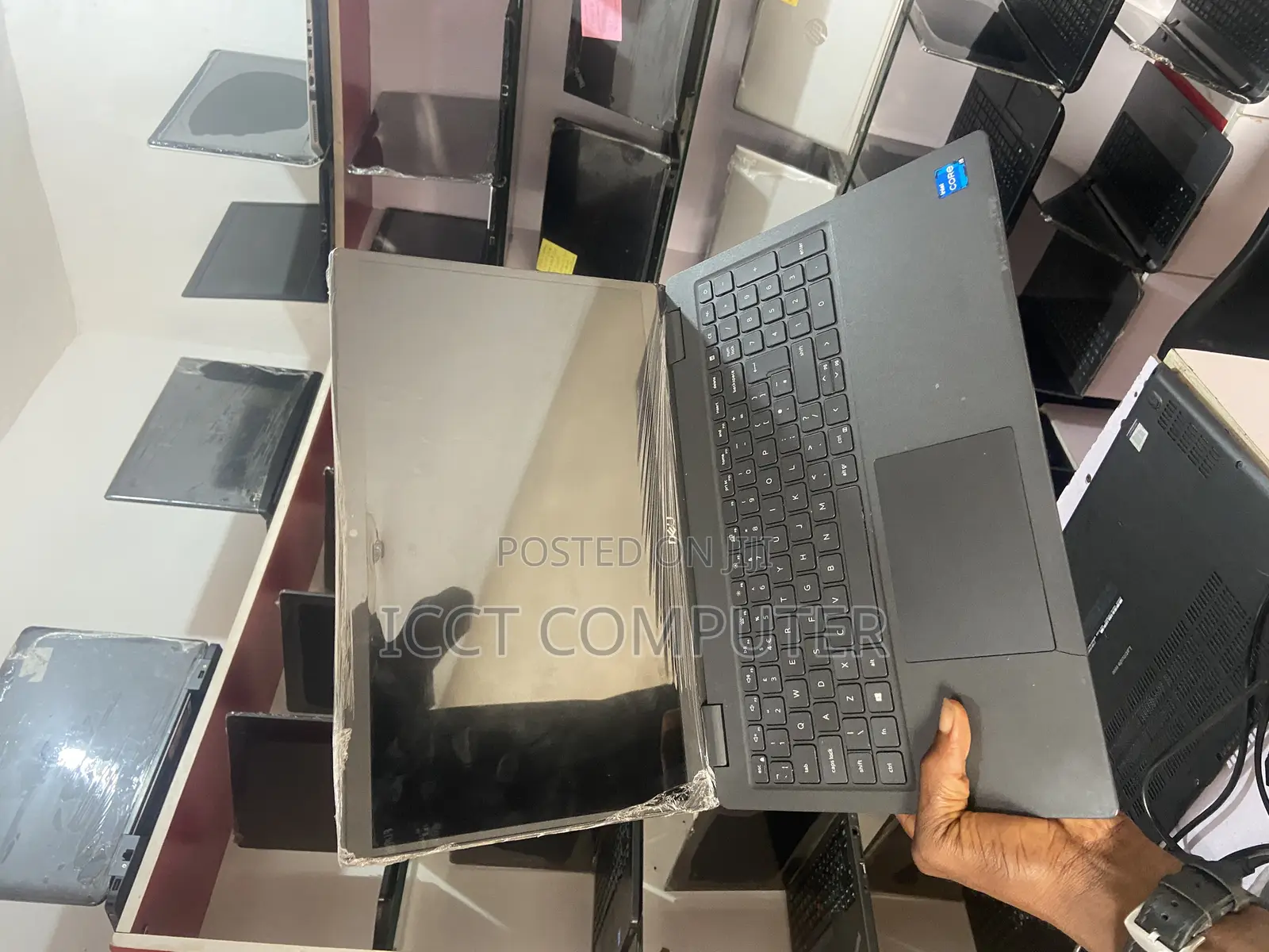 New Laptop Dell Latitude 3520 16GB Intel Core I5 SSD 256GB