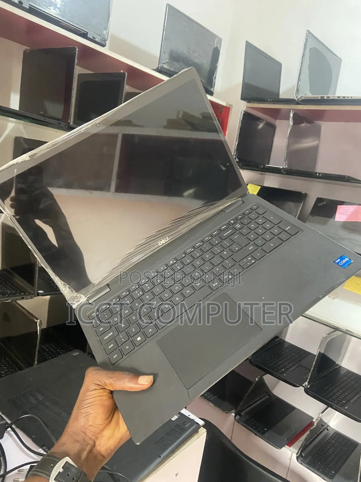 New Laptop Dell Latitude 3520 16GB Intel Core I5 SSD 256GB