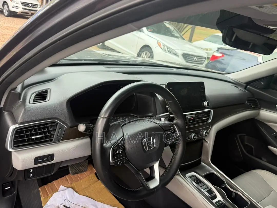Honda Accord EX-L (2.0L 4cyl Turbo 10A) 2019 Gray