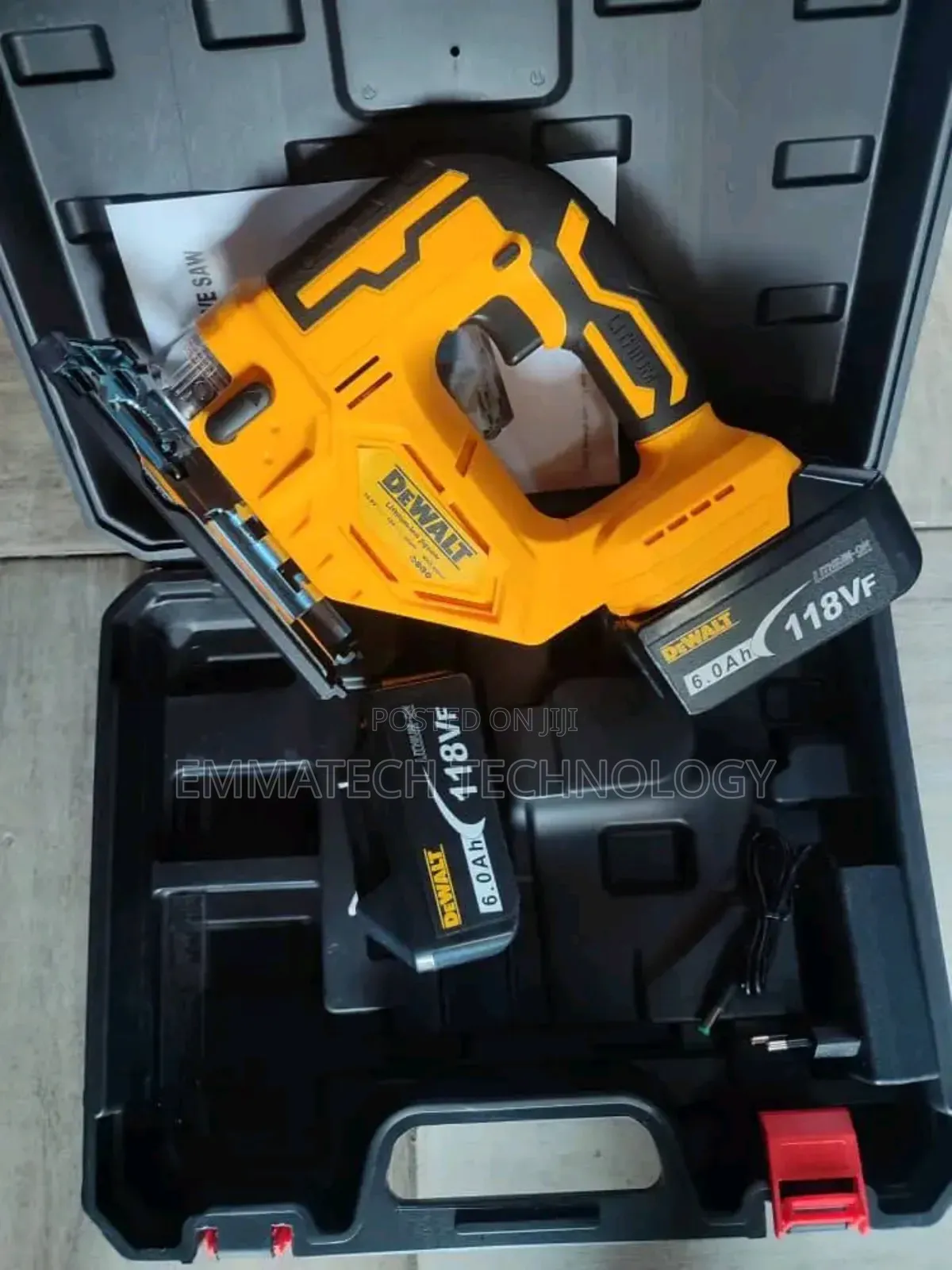 Dz Dewalt Rechargeable Jig Saw Machine