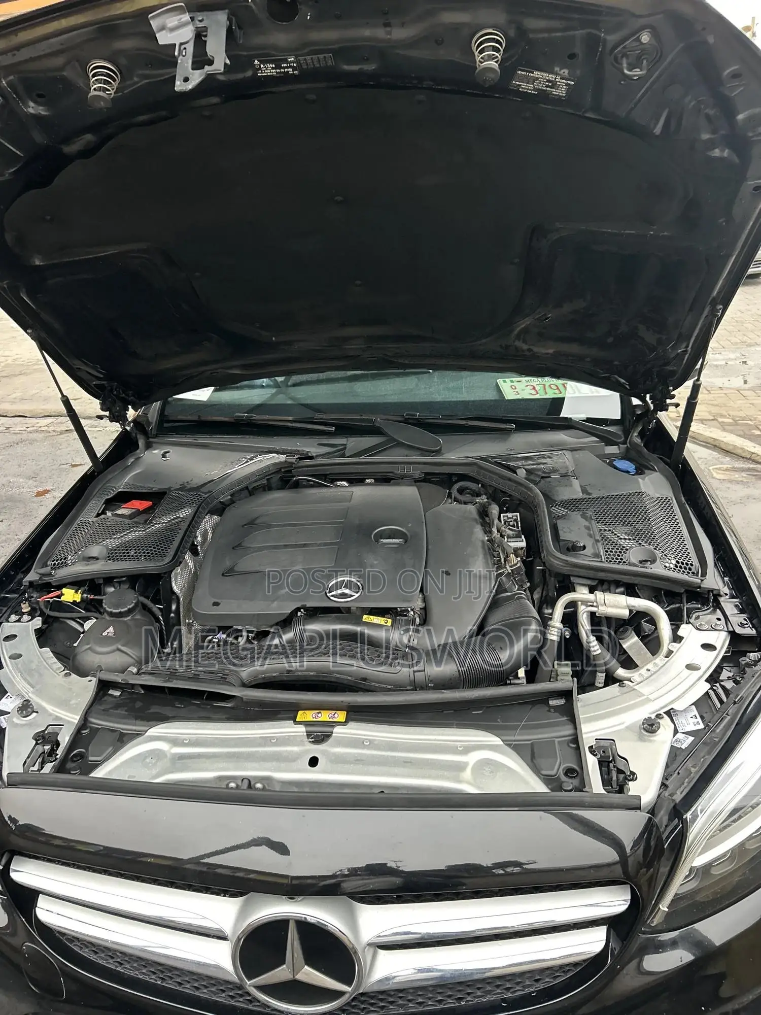 Mercedes-Benz C300 2020 Black
