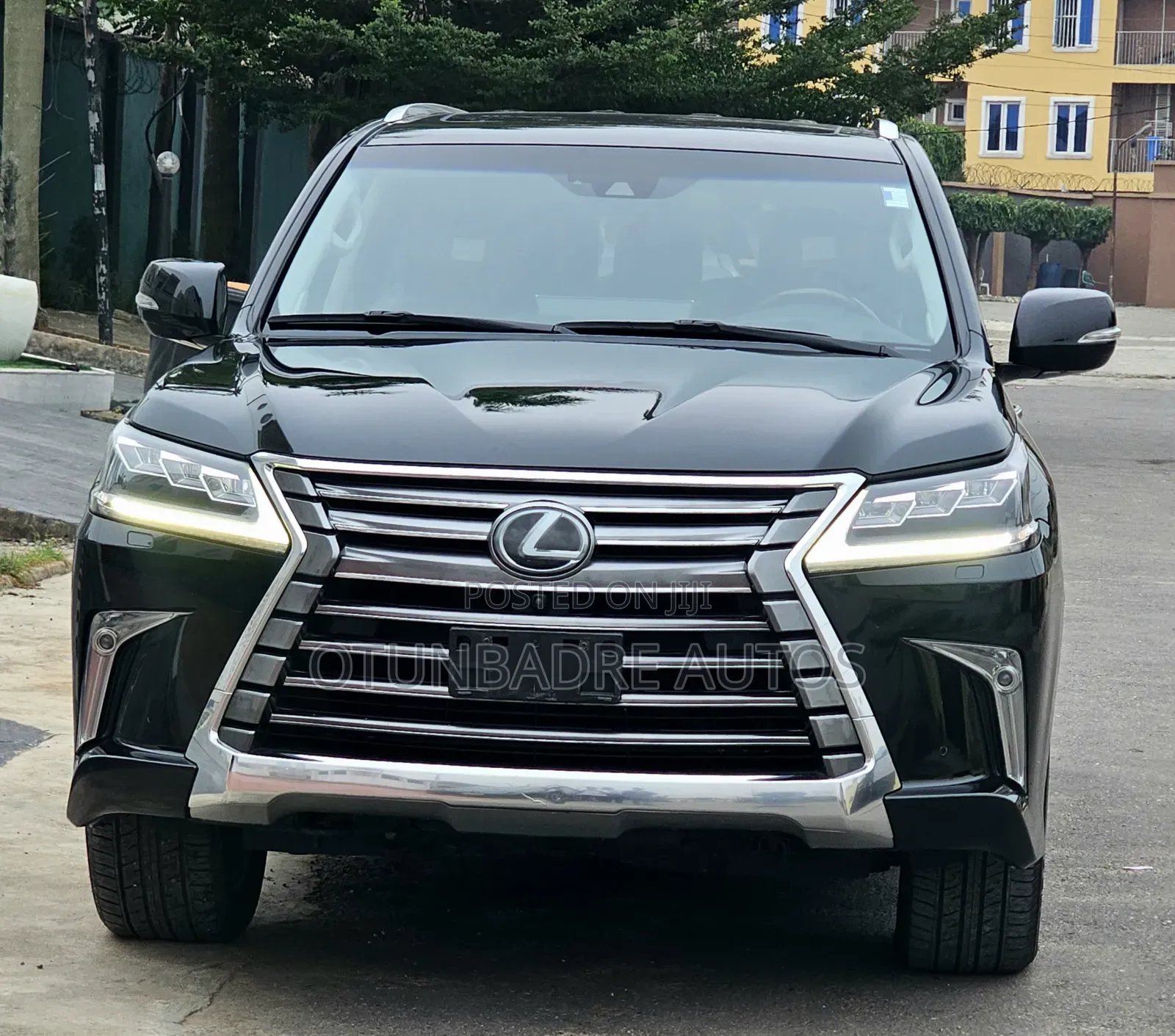Lexus LX 570 AWD 2016 Black
