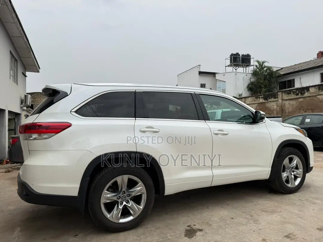 Toyota Highlander Limited Platinum V6 4x2 (3.5L 6cyl 6A) 2016 White