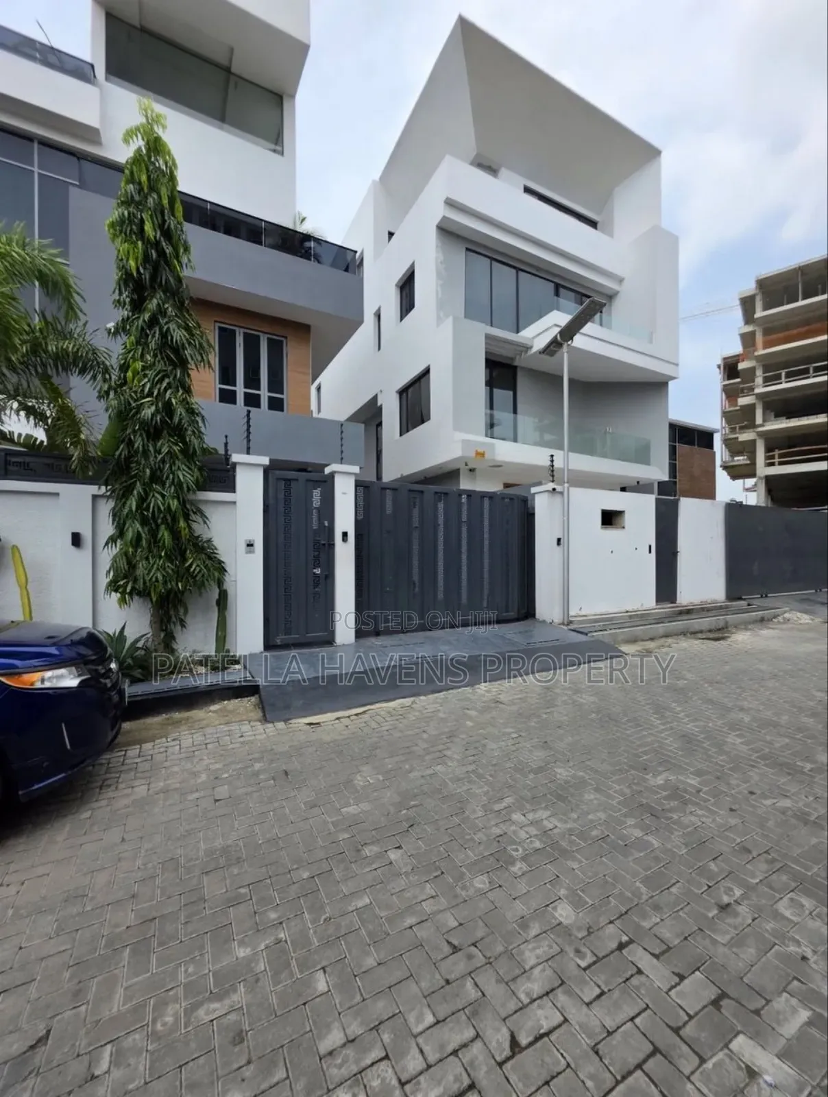 5bdrm Duplex in Old Ikoyi for sale