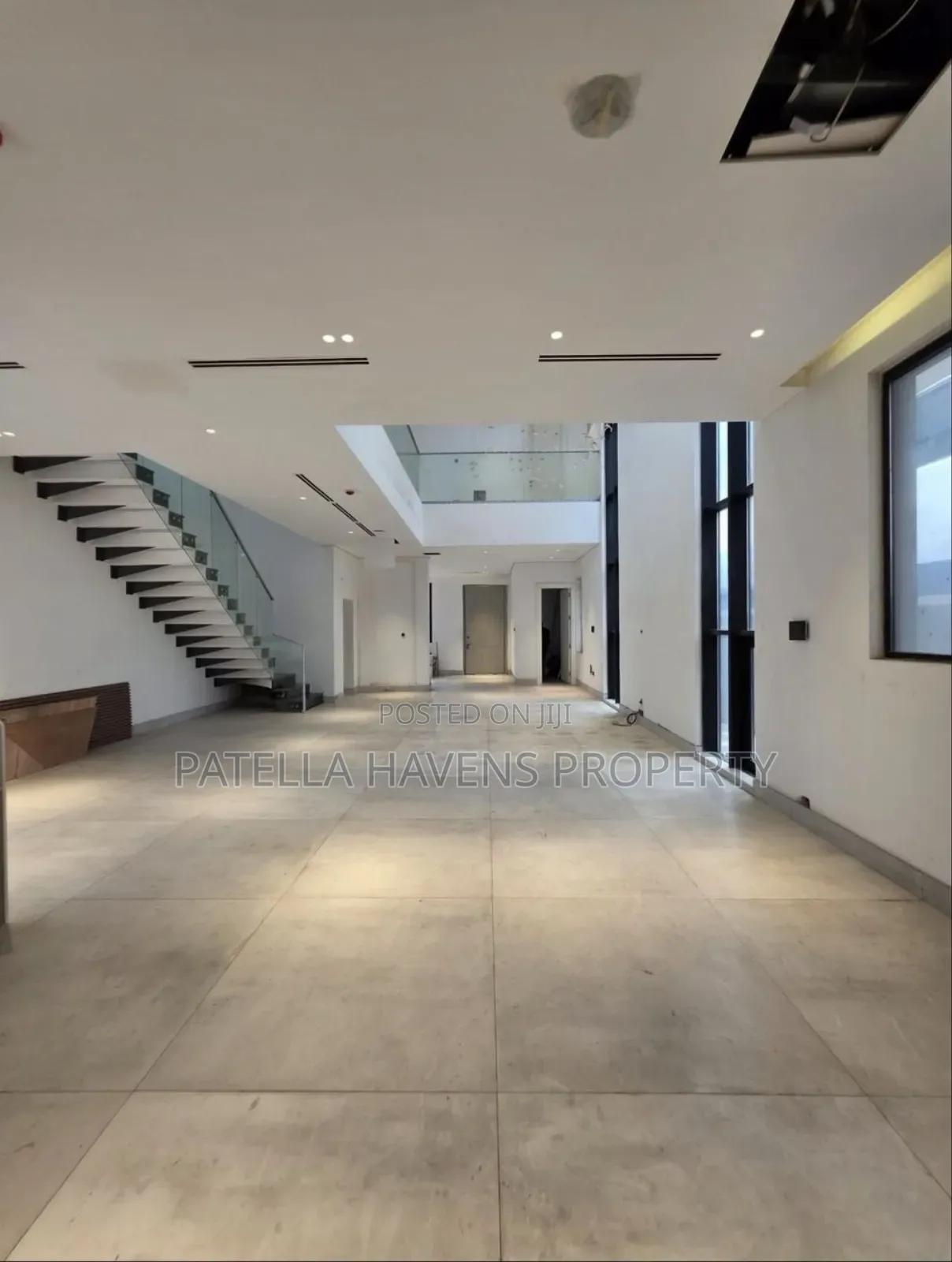 5bdrm Duplex in Old Ikoyi for sale