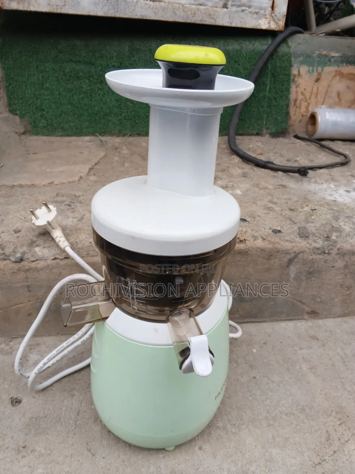 Hurom Slow Juicer Powerful Masticating Machine Slow Juicer