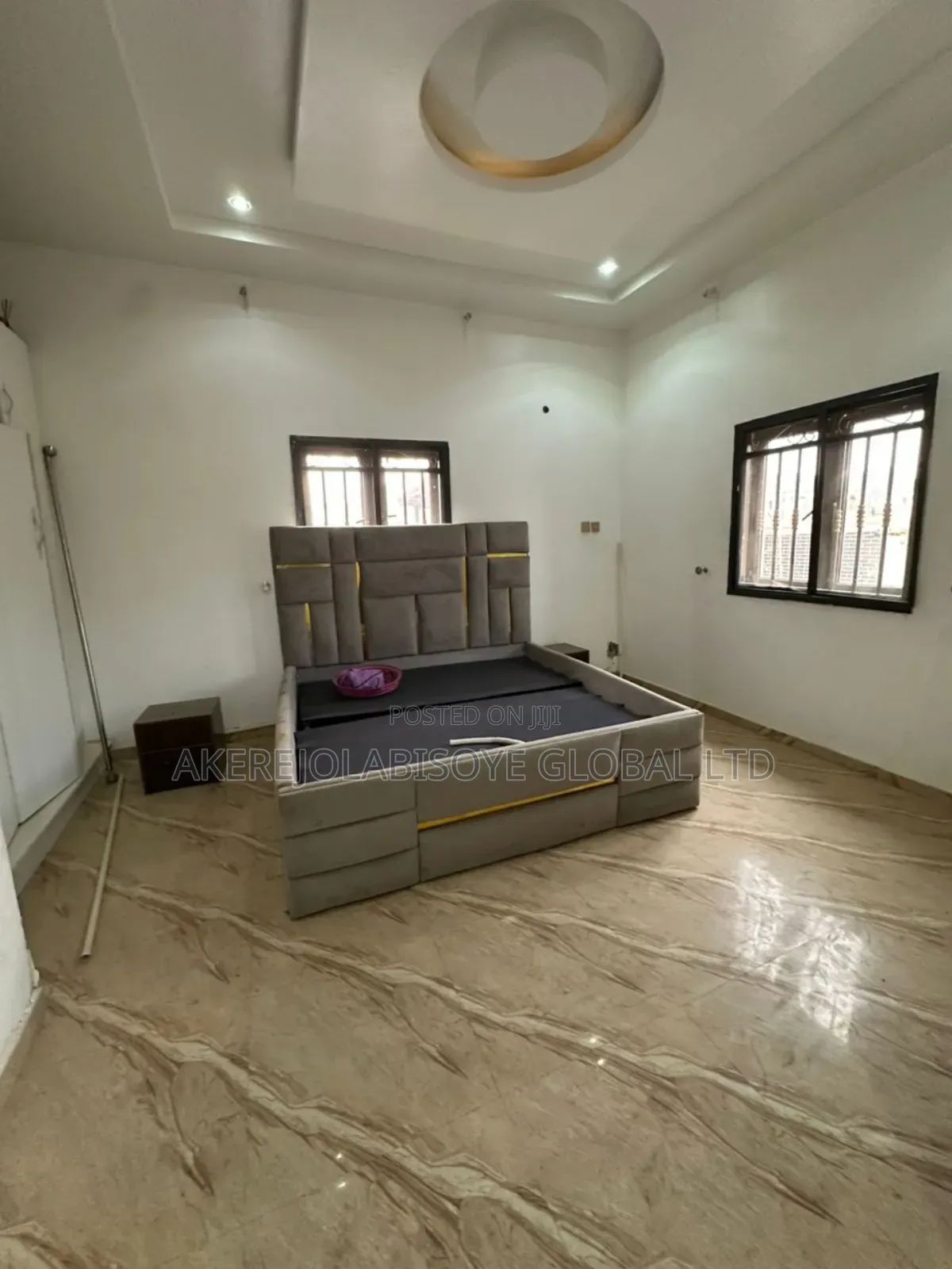 4bdrm Duplex in In An Estate for rent