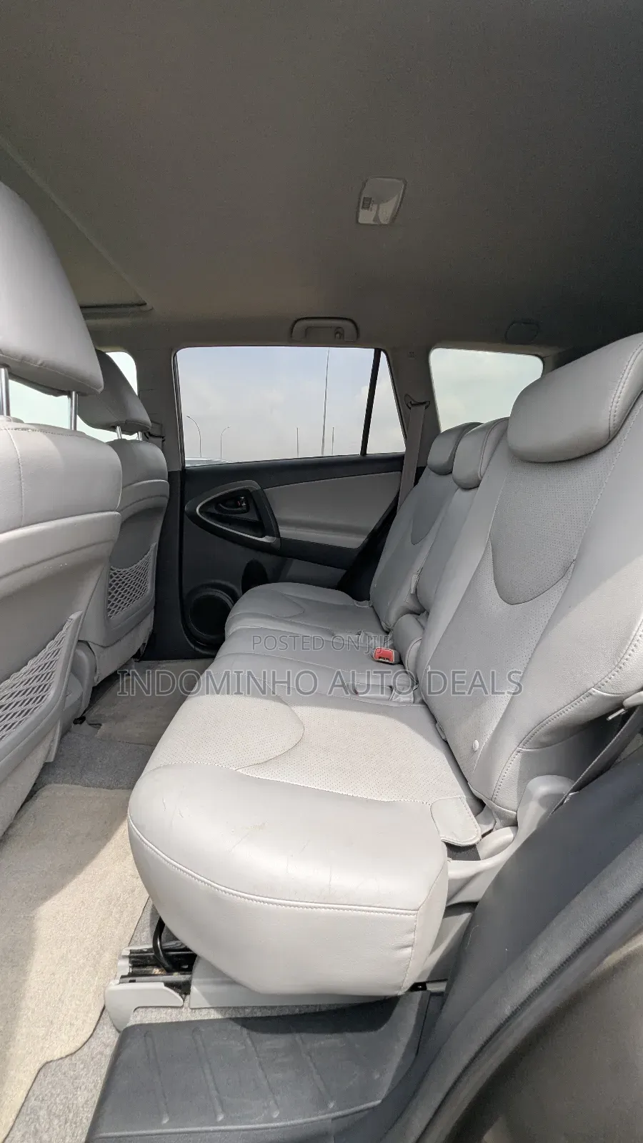 Toyota RAV4 2010 Gray