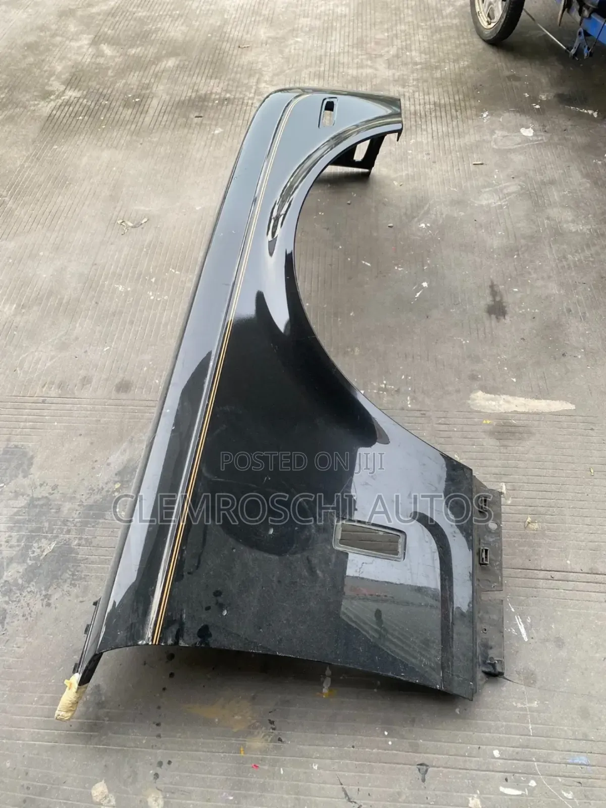 High Quality Certified Fender Rolls Royce Phantom 2014-2018 Model.
