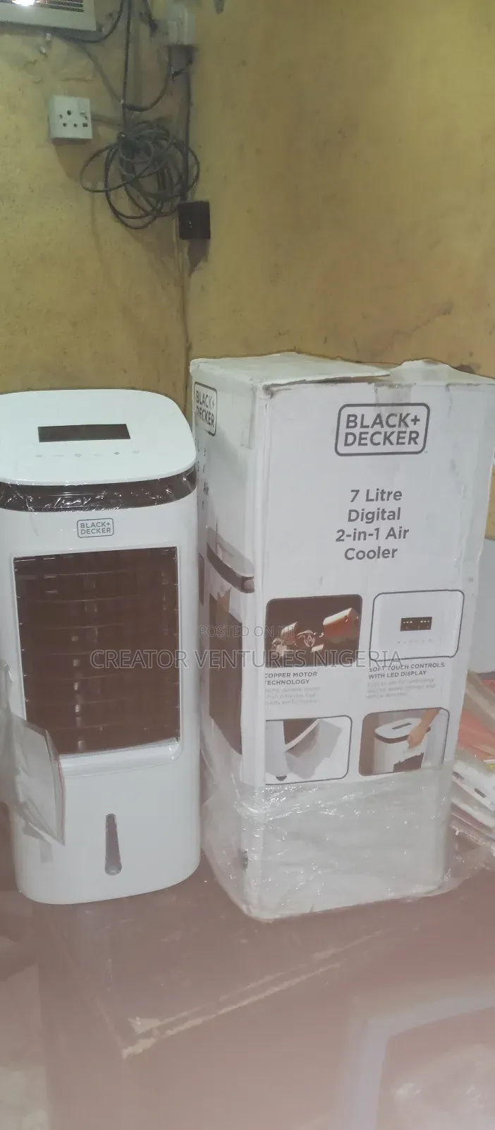 Air Cooler Black and Decker 2 in 1digital,7lrts,With Ice Pack,Remote.