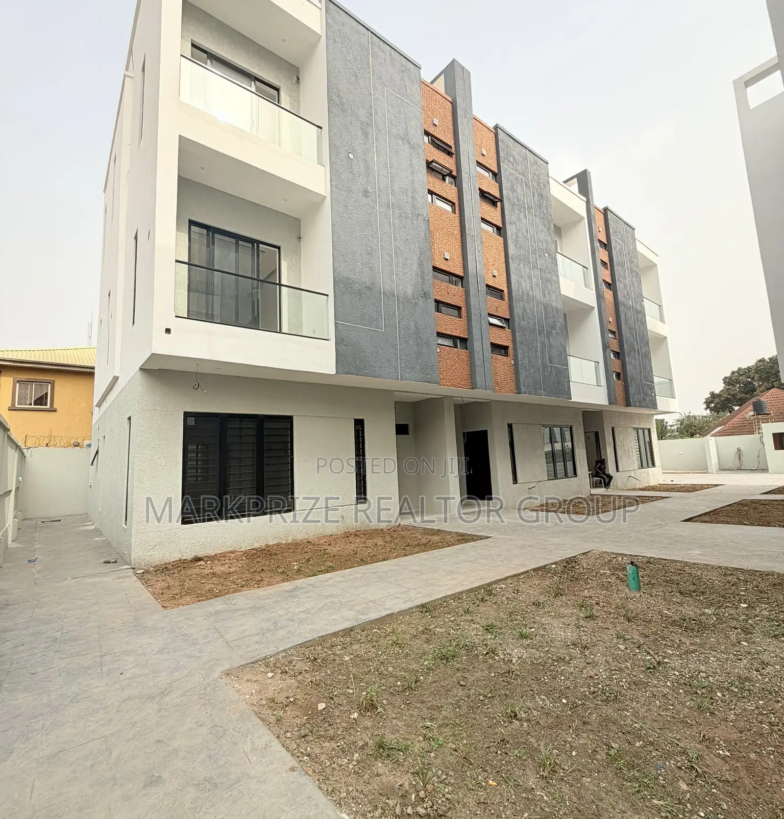 4bdrm Duplex in Adeniyi Jones Ikeja for sale