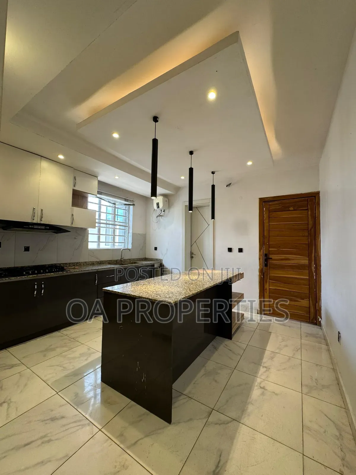 4bdrm Duplex in Ibadan for sale