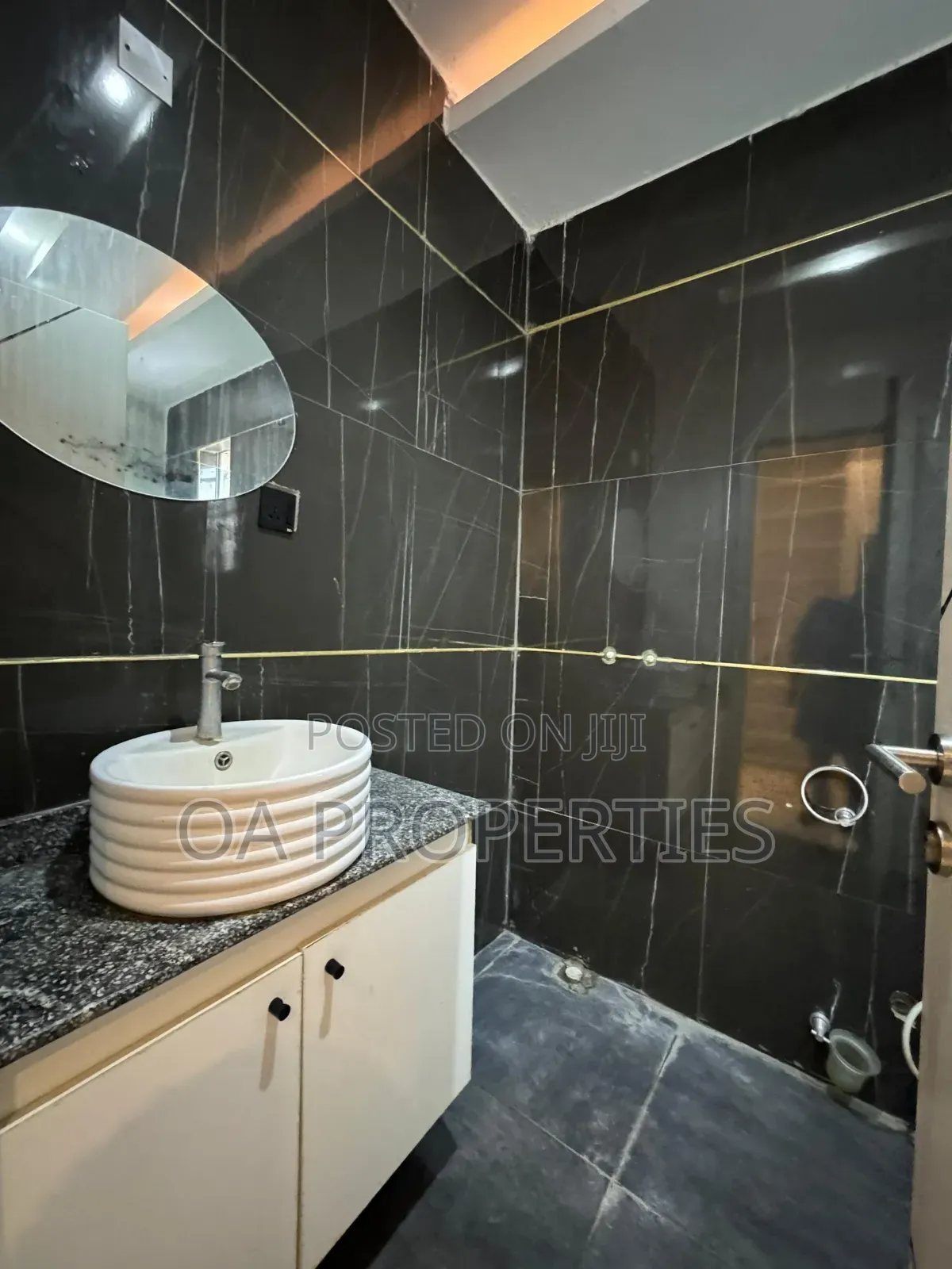 4bdrm Duplex in Ibadan for sale