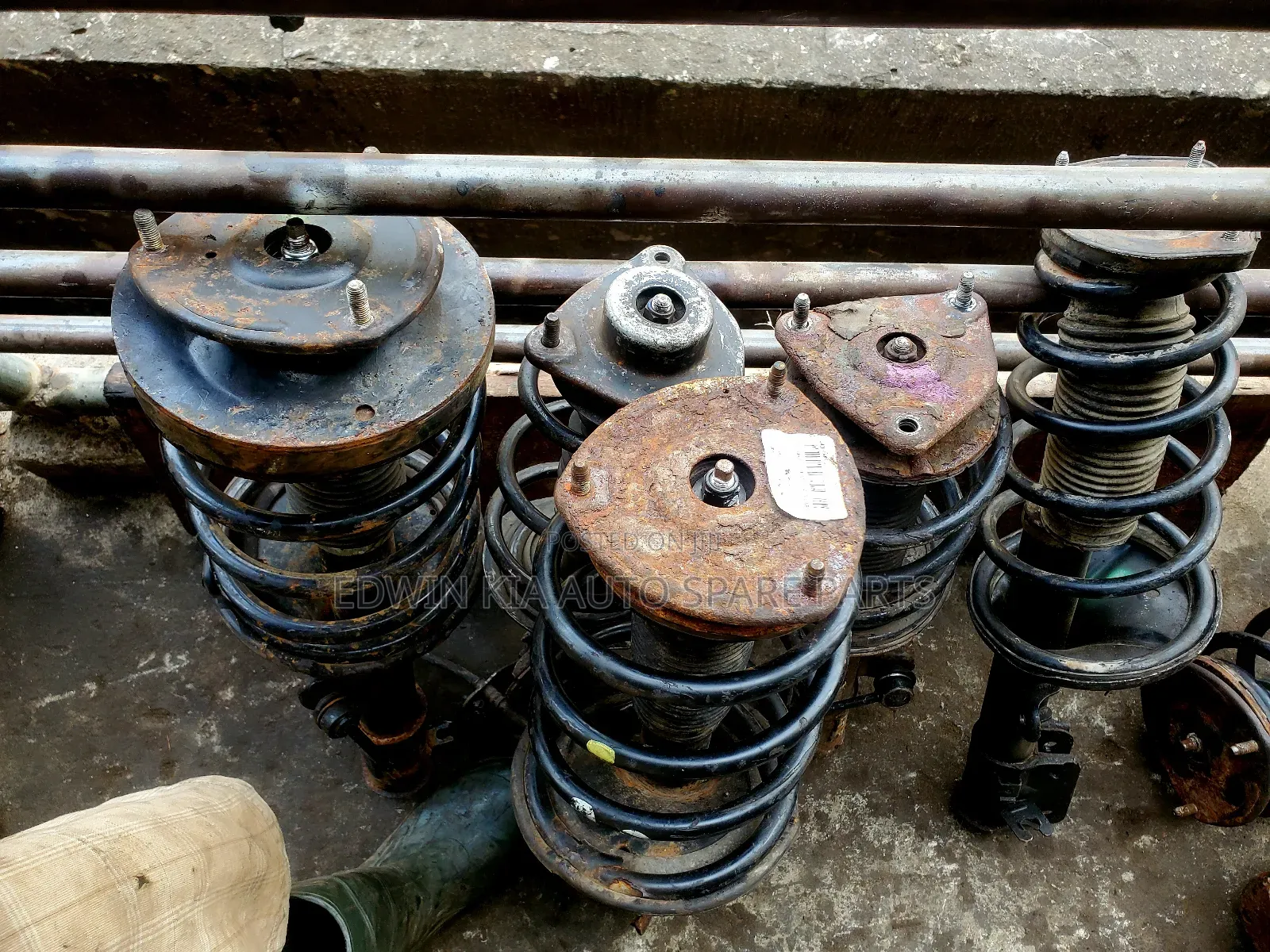 Hyundai Santafe Front Shock Complete 2006 to 2009