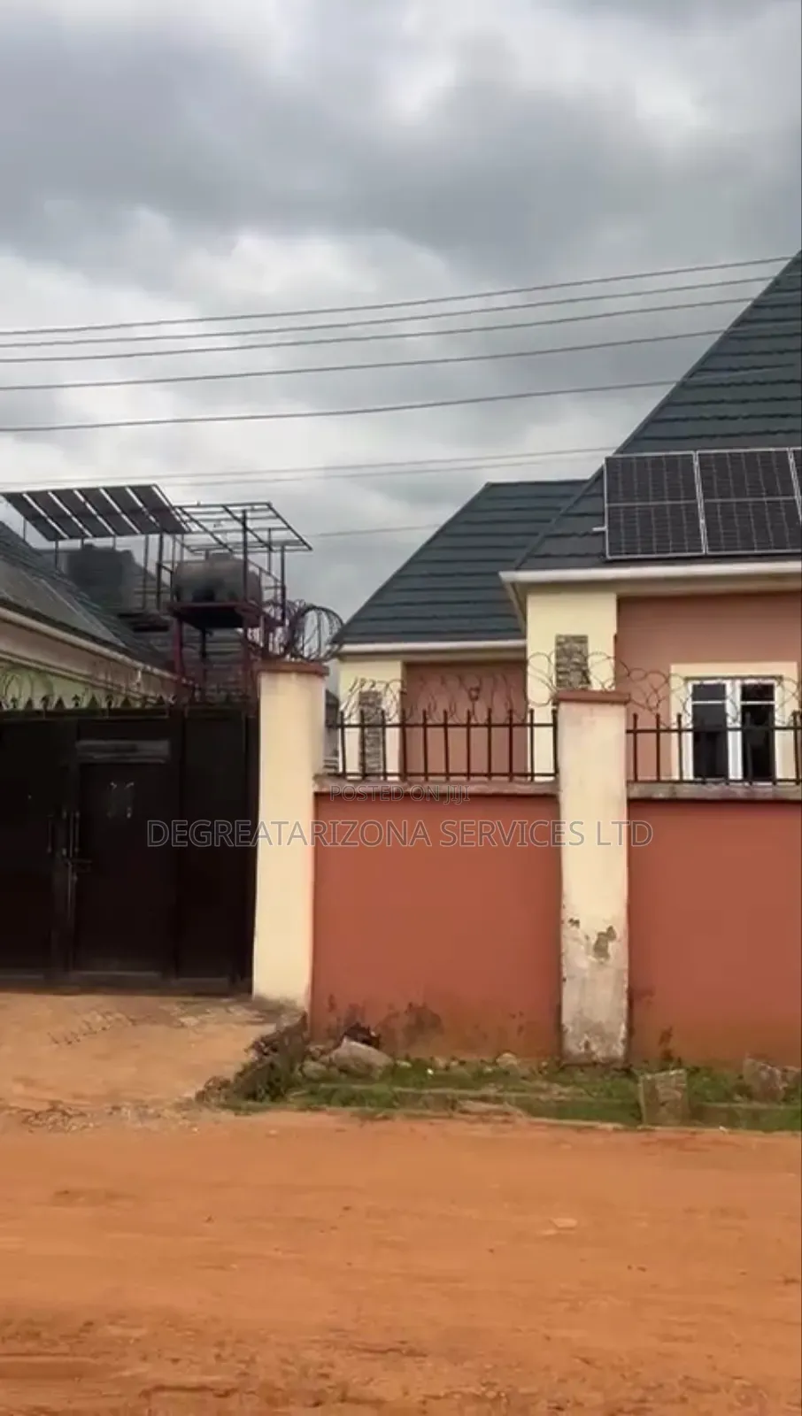 3bdrm Bungalow in Ngozika Estate, Awka for sale
