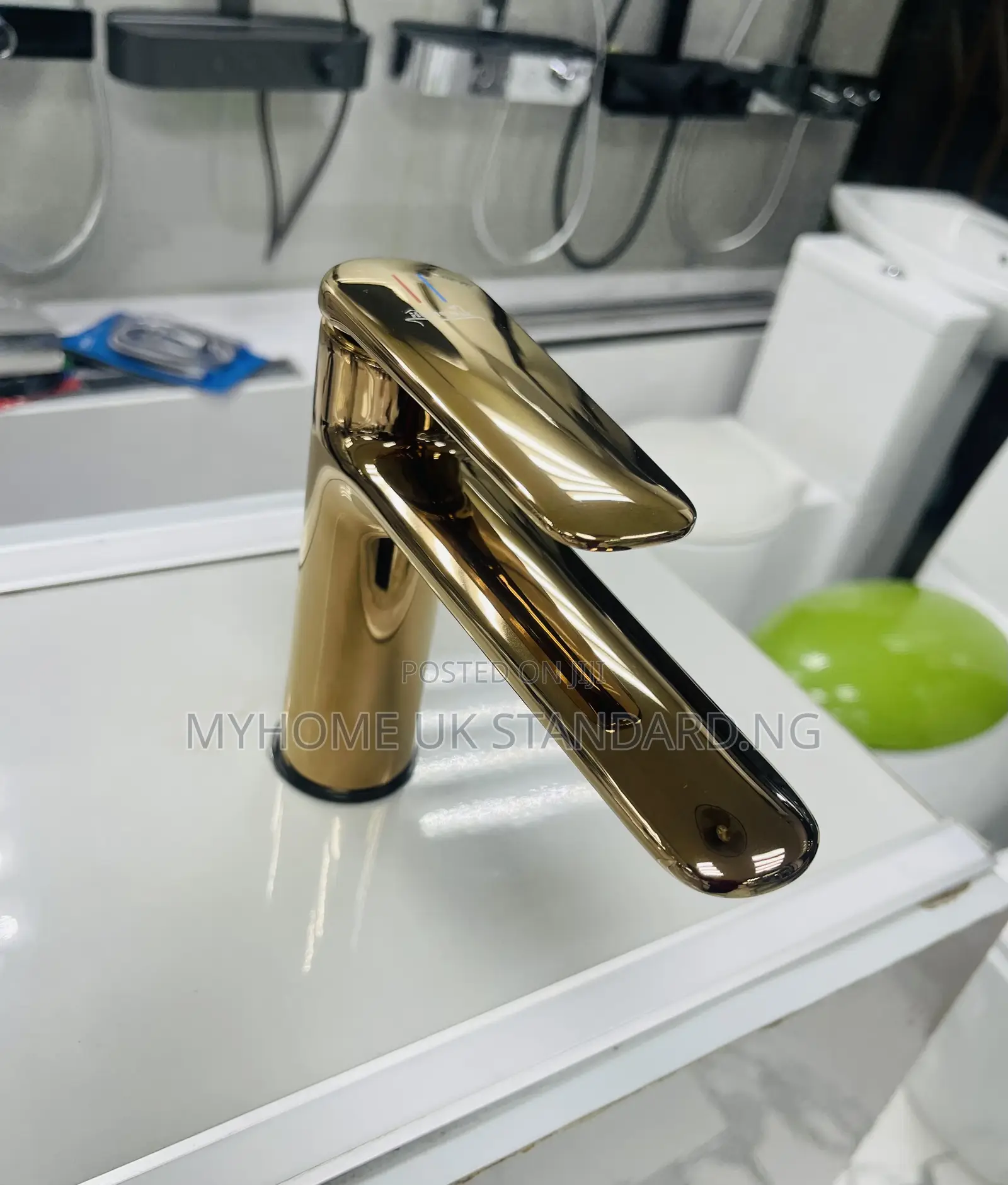 High Quality Golden Basin Mixer Tap (Hot & Cold)