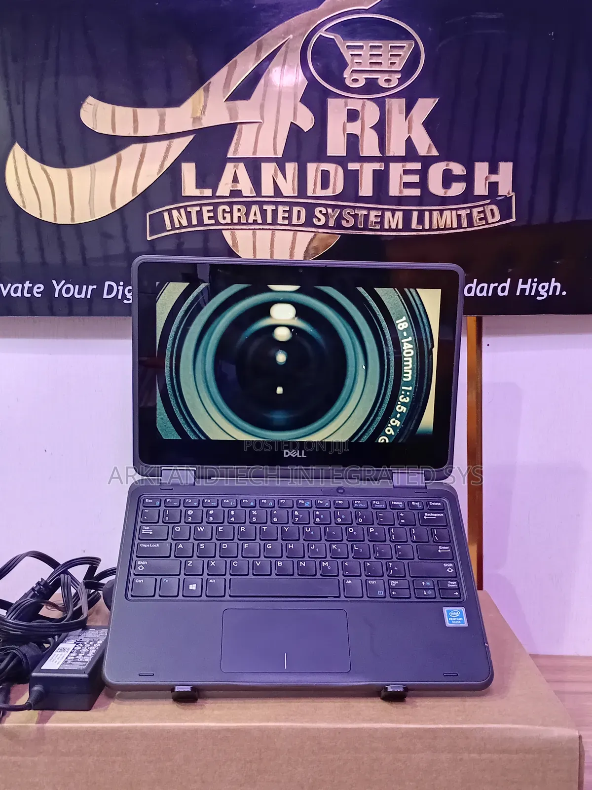 Laptop Dell Latitude 3180 8GB Intel Pentium SSD 128GB