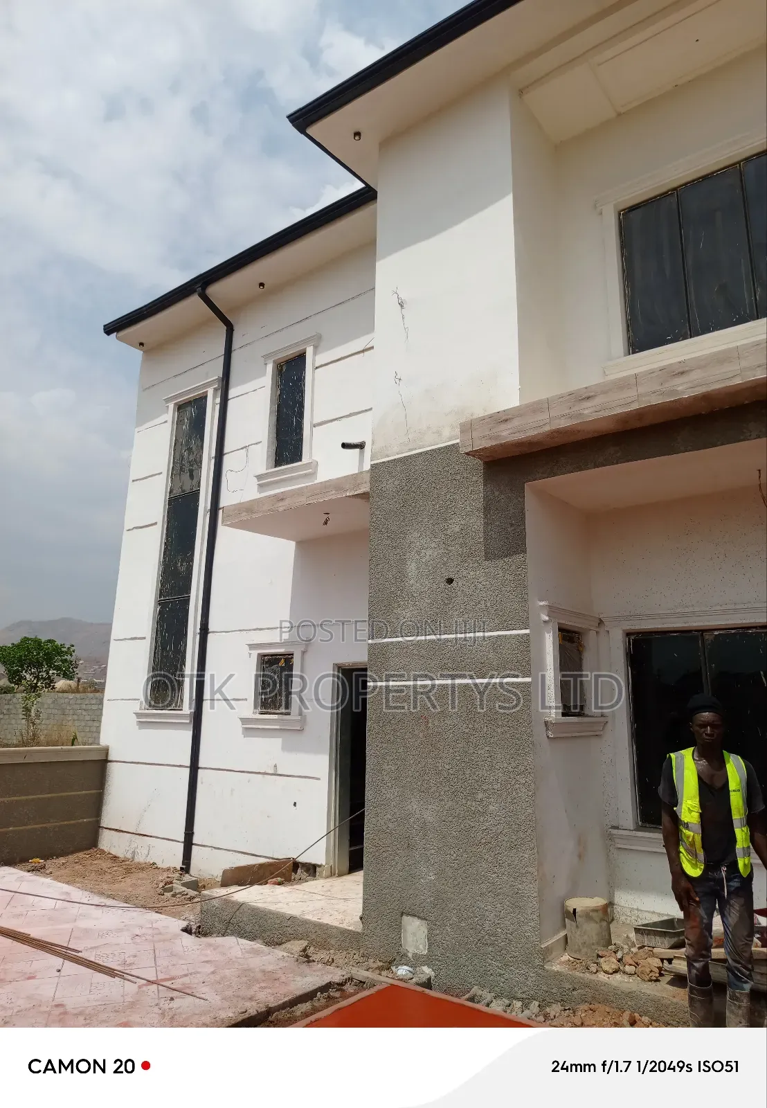 4bdrm Duplex in Kubwa Fo1 Military for sale
