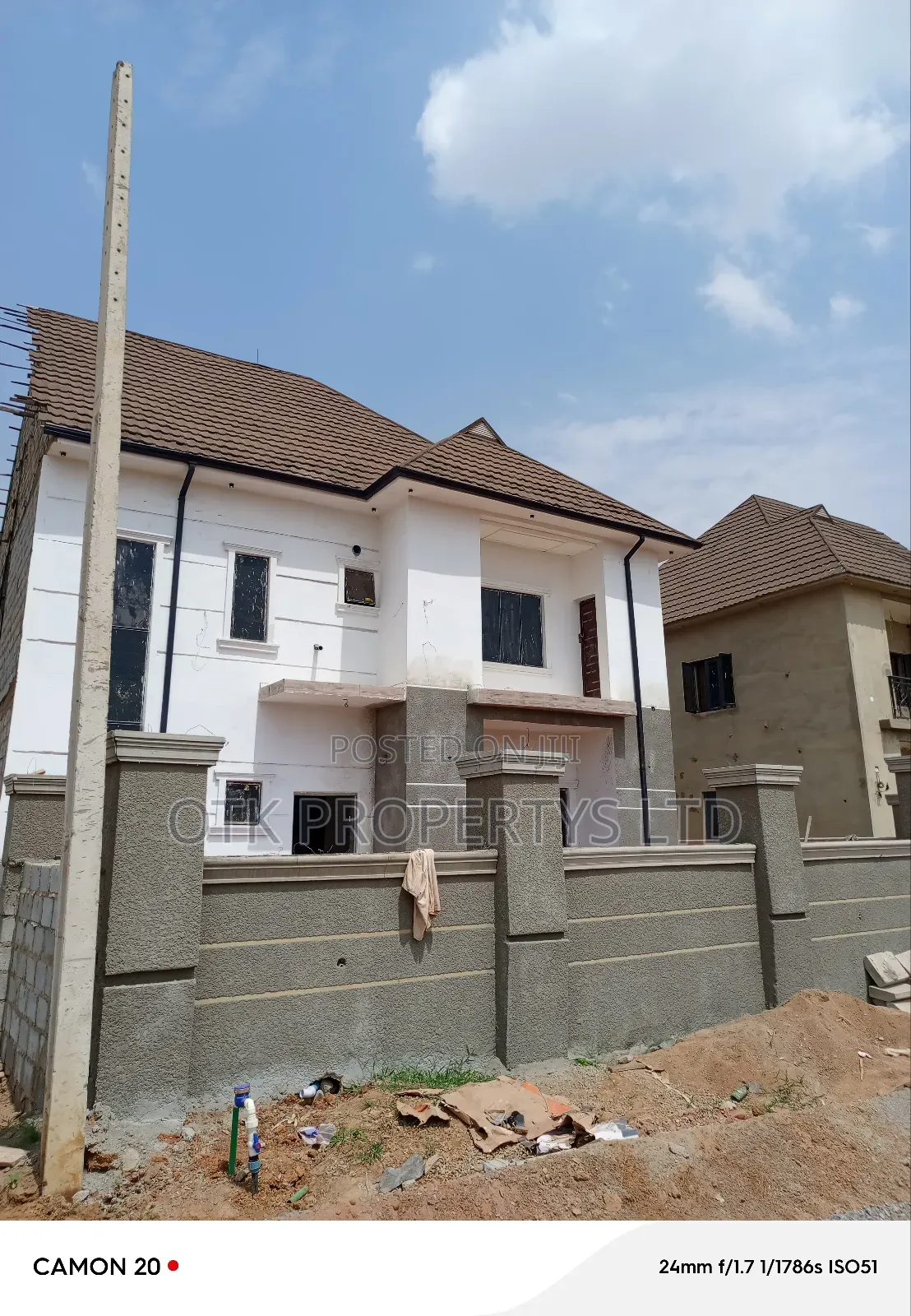 4bdrm Duplex in Kubwa Fo1 Military for sale