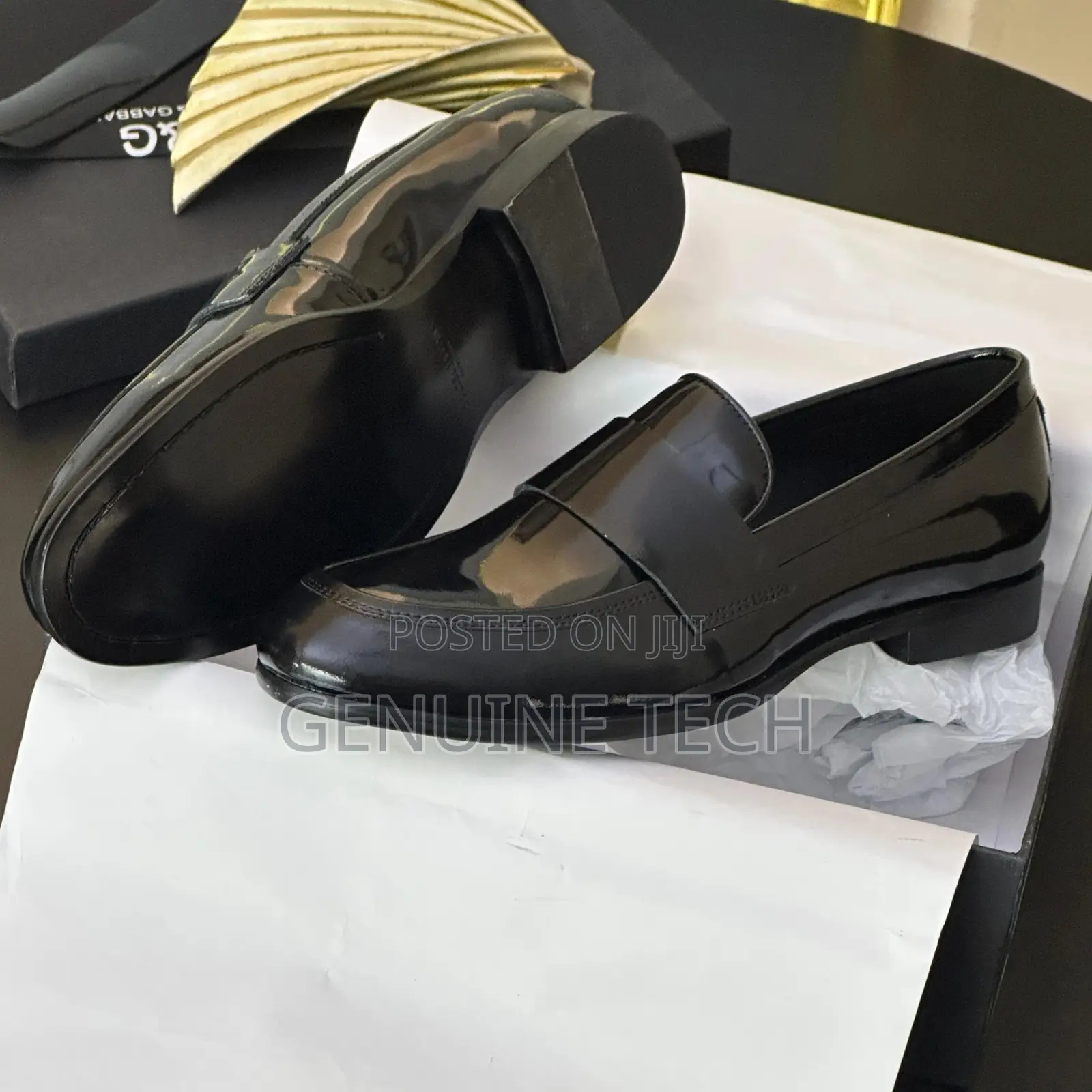 Dolce And Gabbana Leather Loafers.