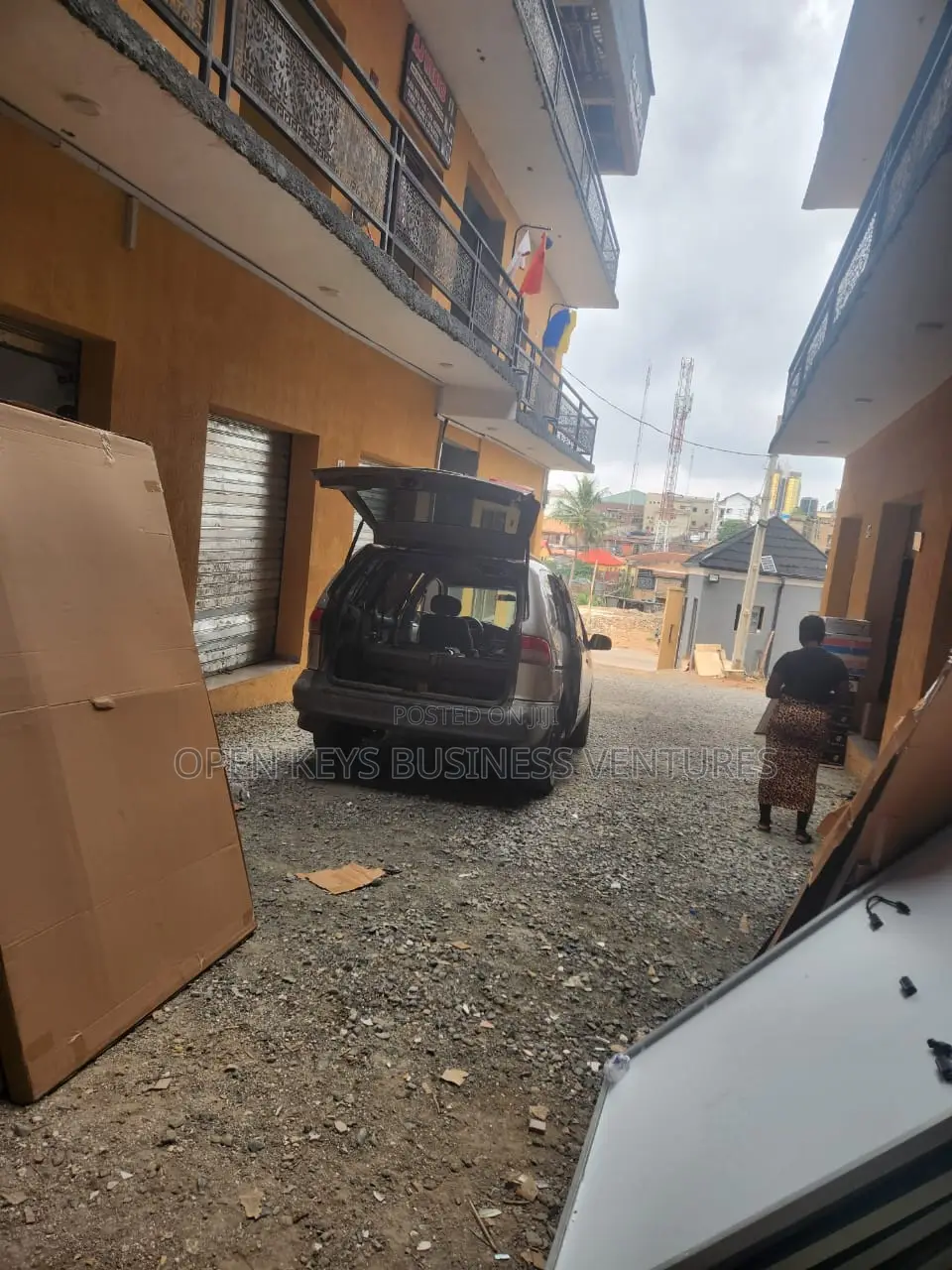 Units of Shops and Office Spaces in a Lucrative Area