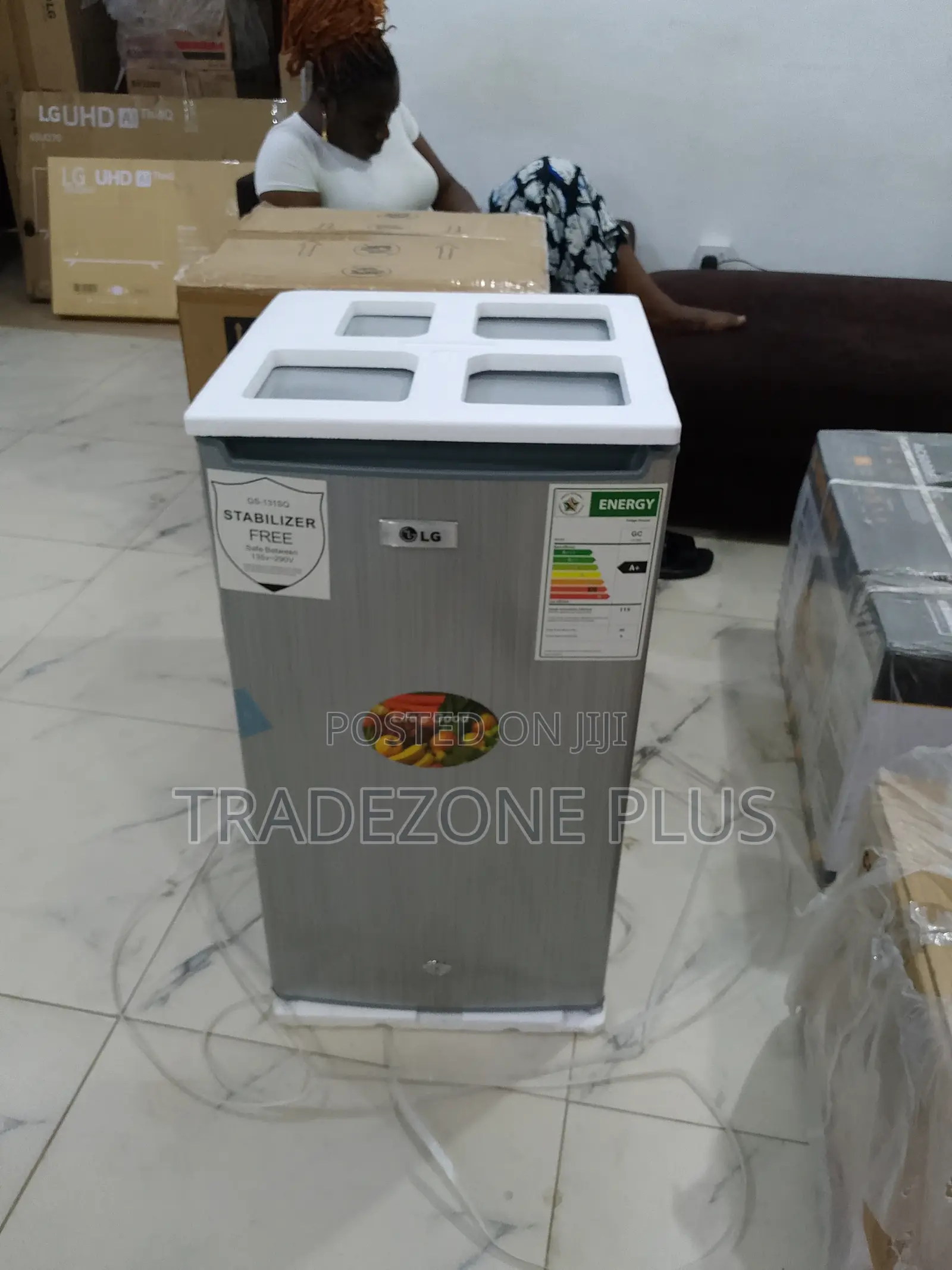 Lg Gc-131 Low Noise Fridge