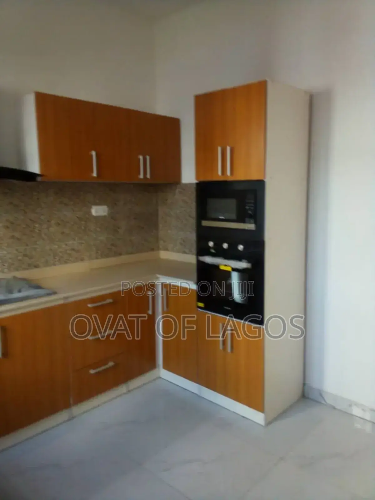 4bdrm Duplex in Ikota for rent