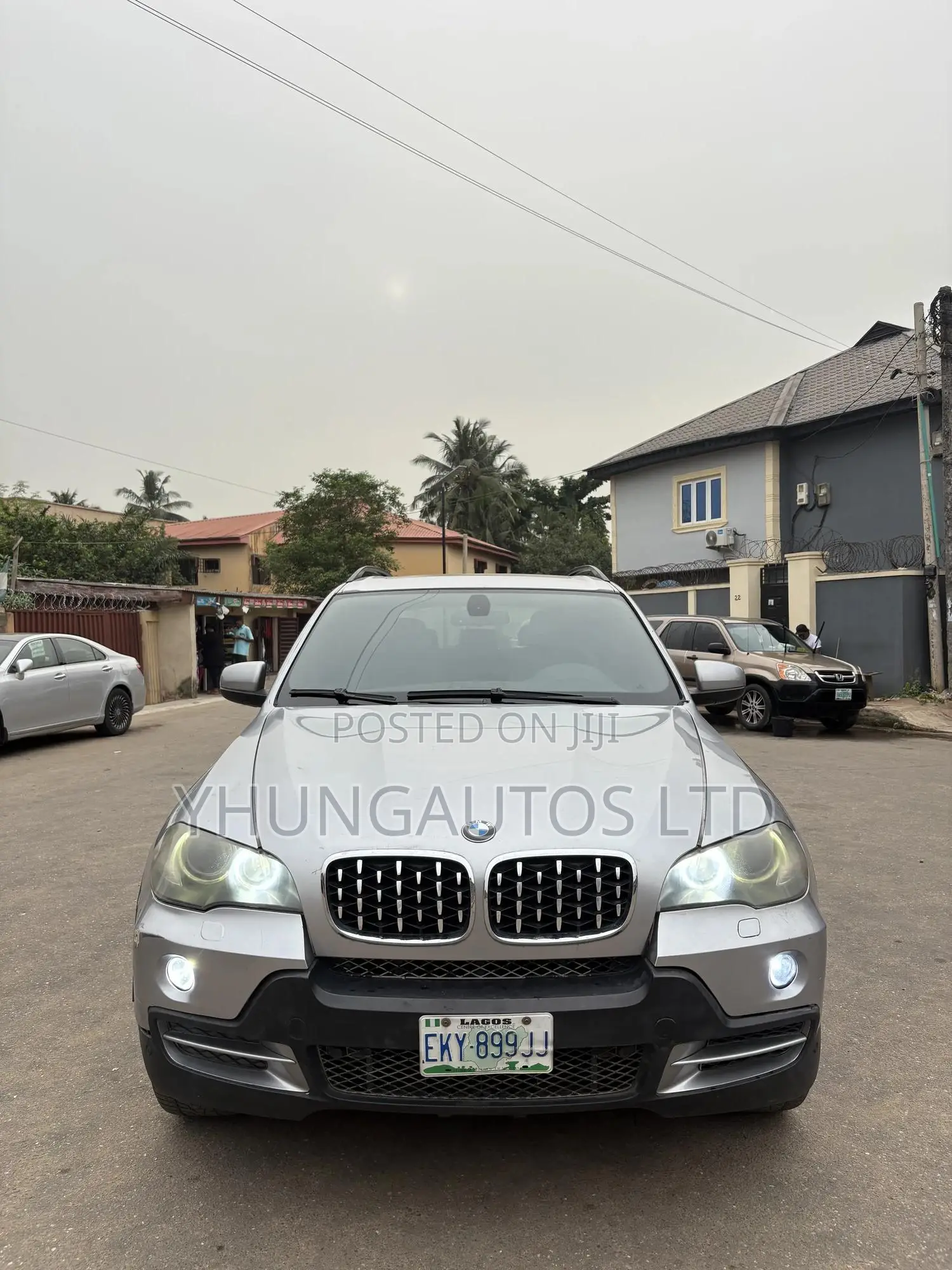BMW X5 xDrive 48i AWD (4.8L 8cyl 6A) 2009 Silver