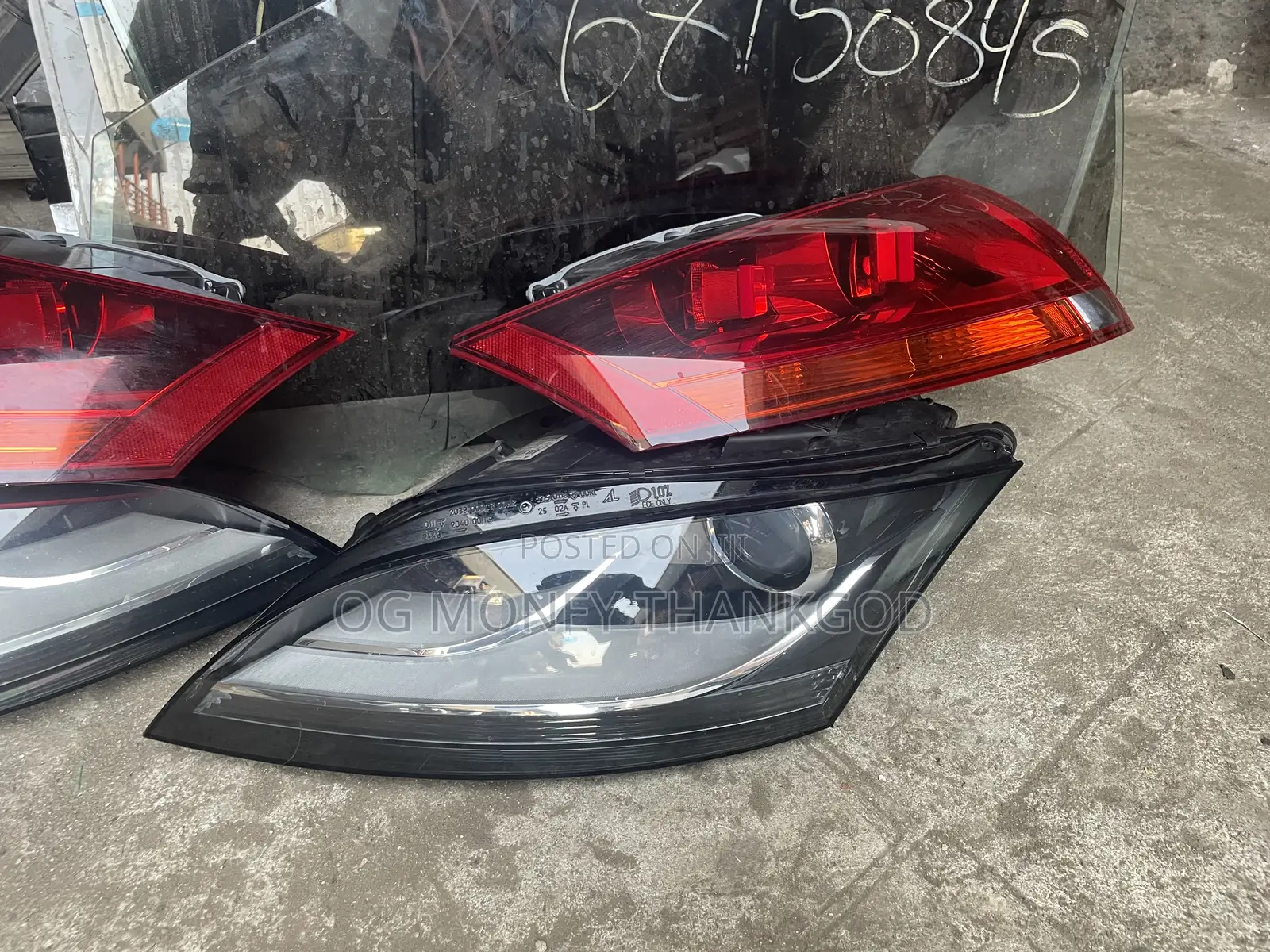 Headlights Audi Tt 2013