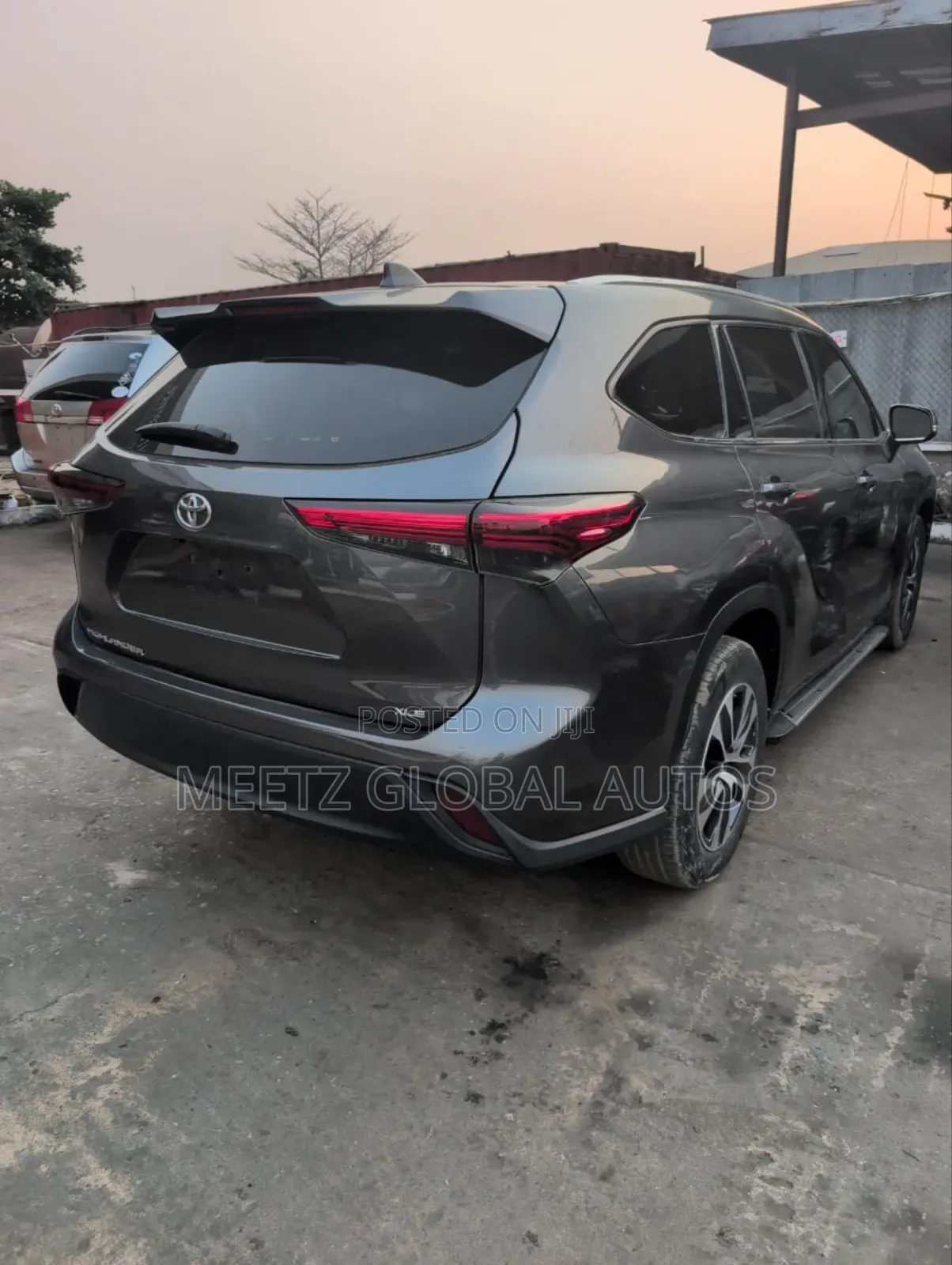 Toyota Highlander XLE 2021 Black